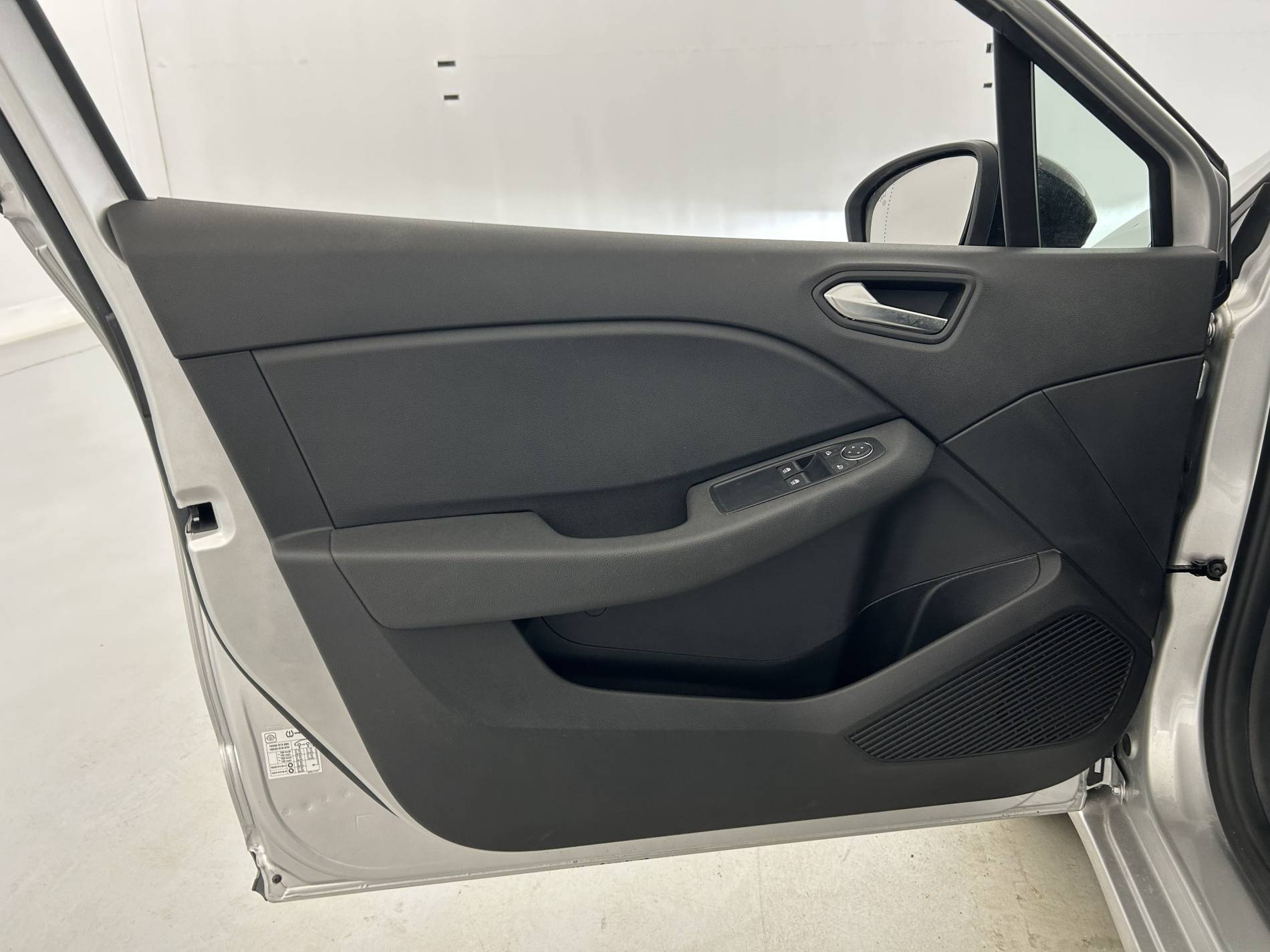 Vente en ligne Renault Clio 5 Clio TCe 90 au prix de 13 690 €