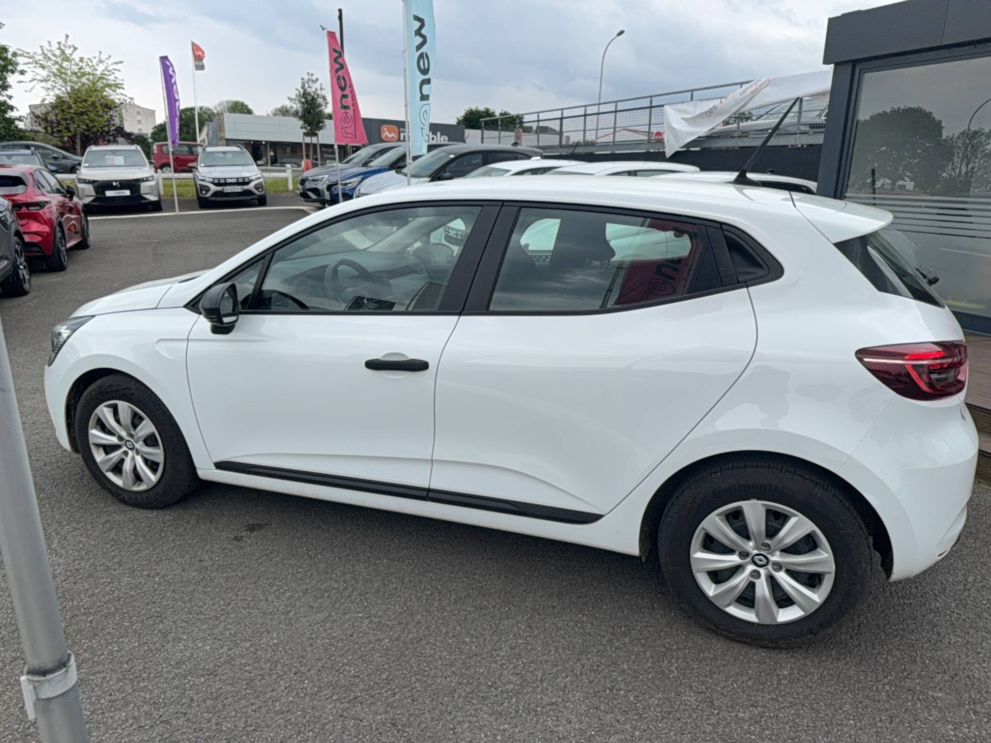 Vente en ligne Renault Clio 5 Clio SCe 65 Authentic au prix de 12 990 €