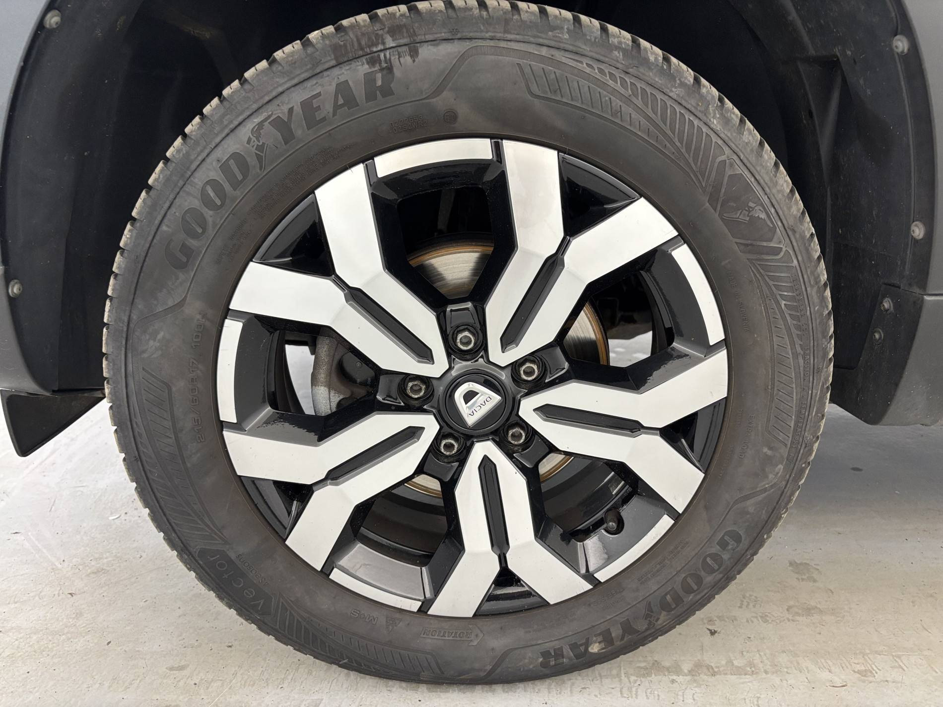 Vente en ligne Dacia Duster  Blue dCi 115 4x2 au prix de 17 490 €