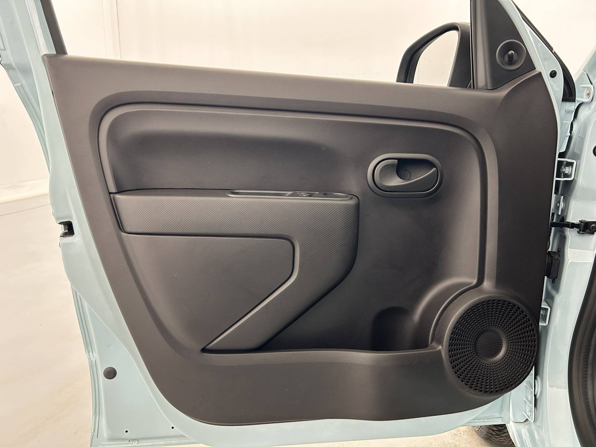 Vente en ligne Renault Twingo Electrique Twingo III E-Tech au prix de 11 990 €