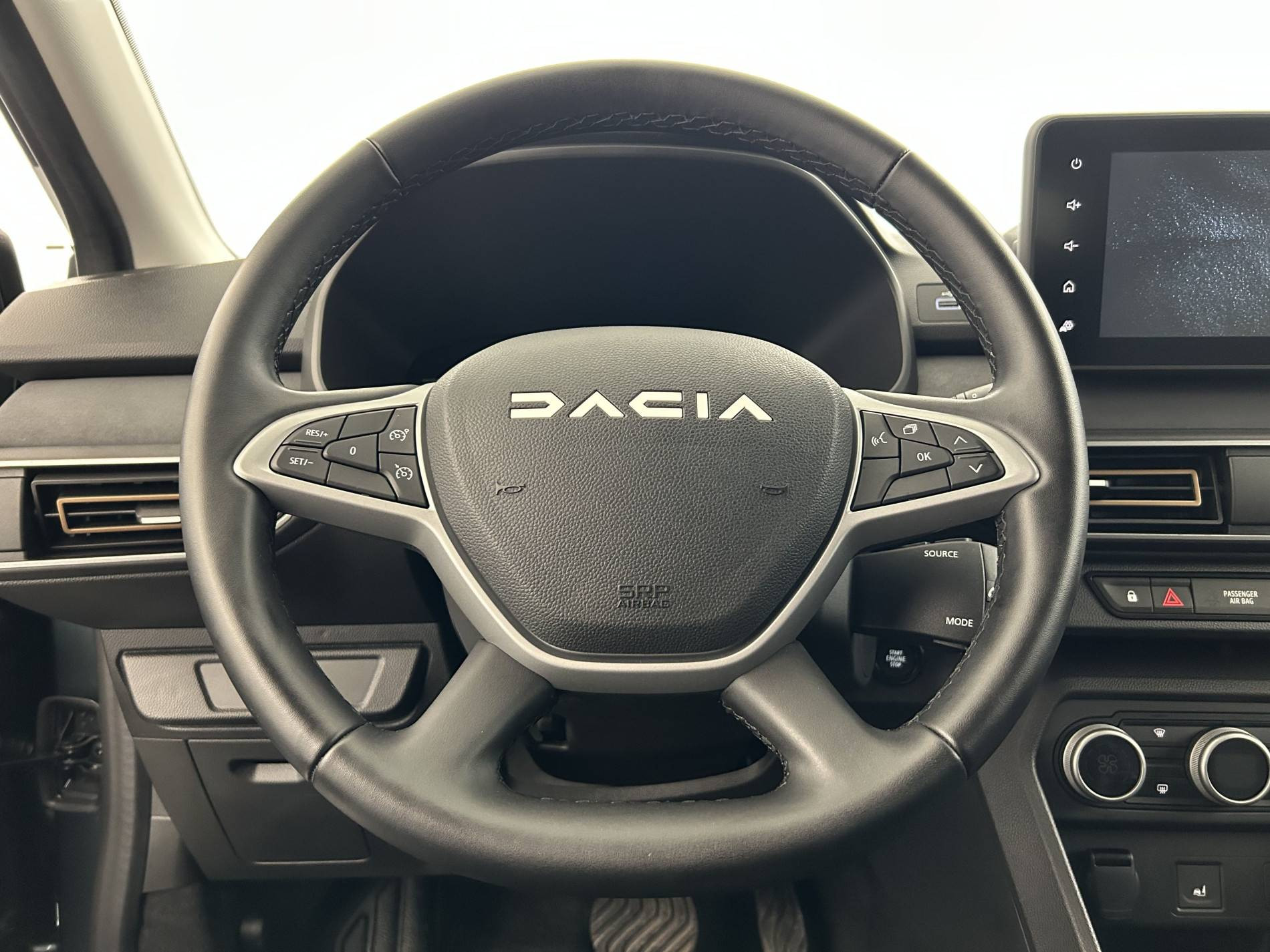 Vente en ligne Dacia Jogger  Hybrid 140 7 places GSR2 au prix de 24 790 €