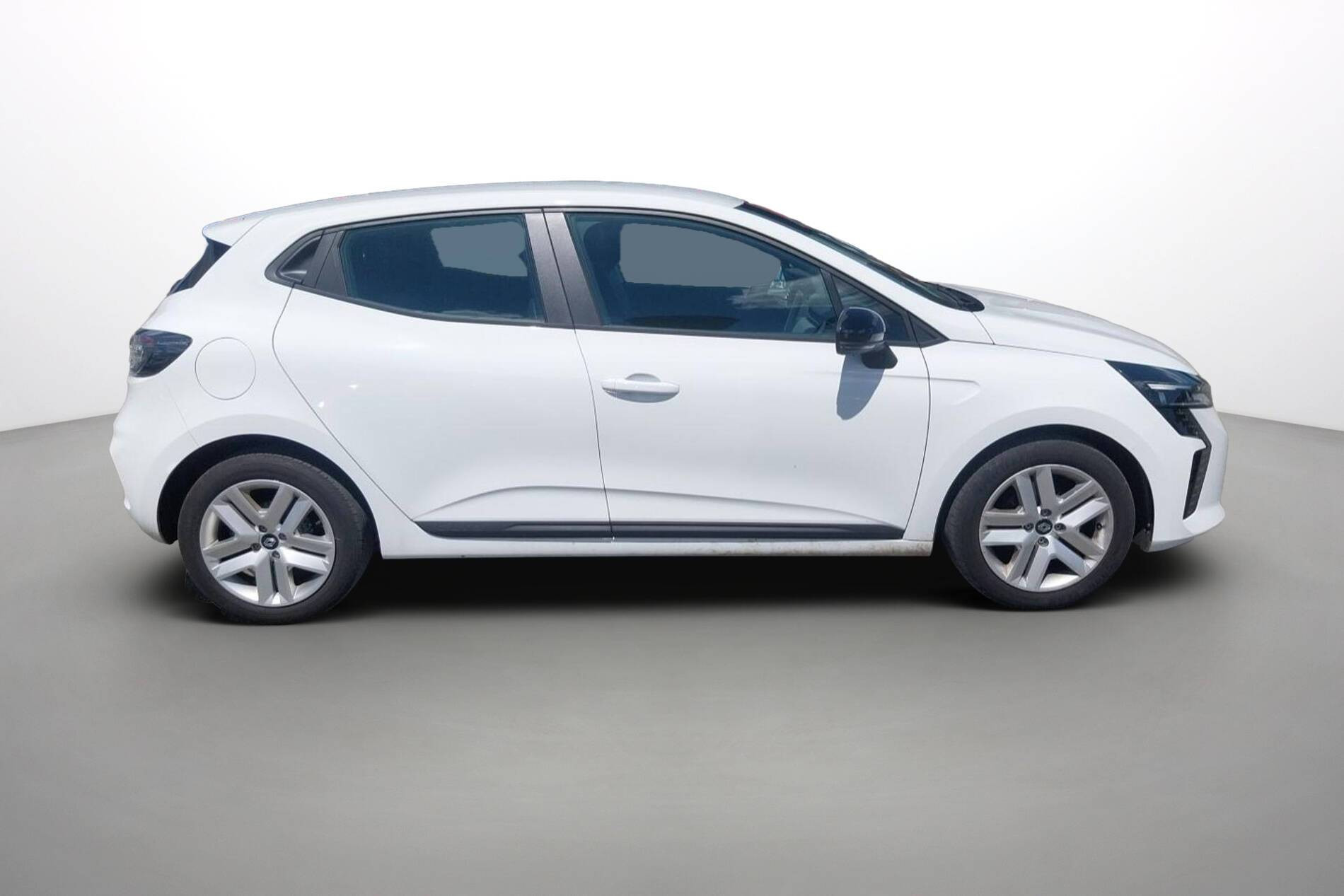 Vente en ligne Renault Clio 5 Clio TCe 90 au prix de 14 491 €