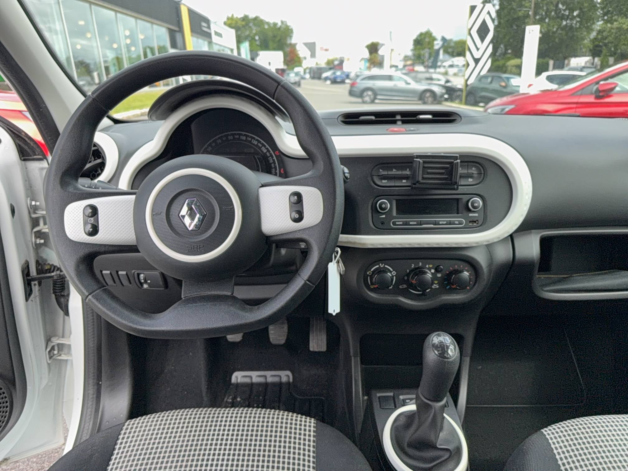 Vente en ligne Renault Twingo 3  1.0 SCe 70 BC au prix de 9 800 €