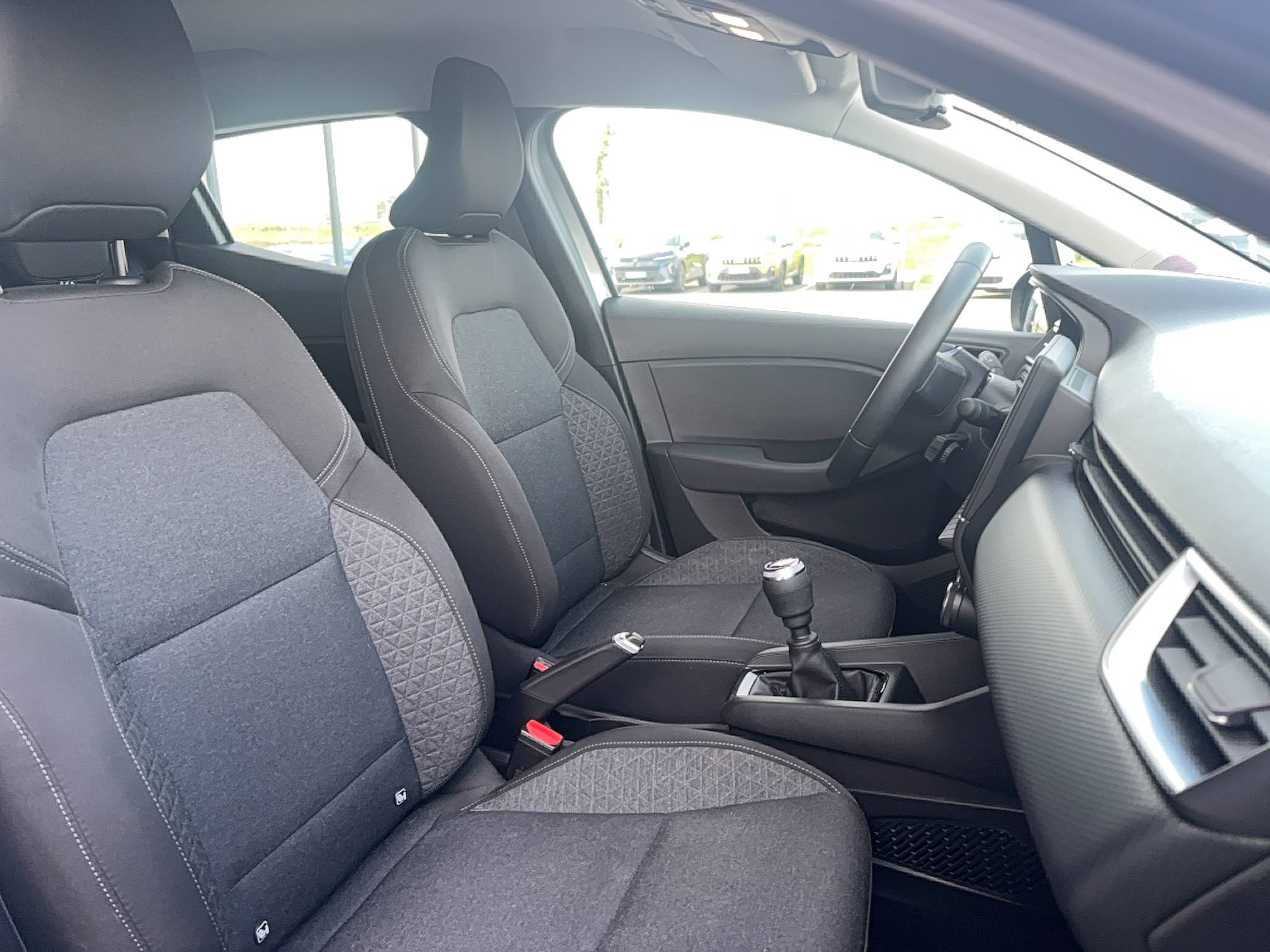 Vente en ligne Renault Clio 5 Clio TCe 90 au prix de 13 690 €