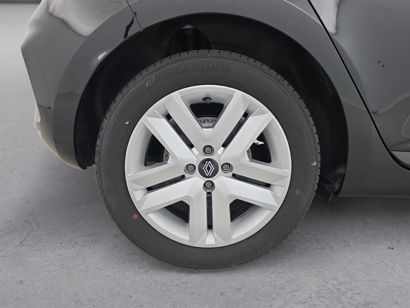 Vente en ligne Renault Clio 5 Clio Blue dCi 100 ch GSR2 au prix de 17 690 €