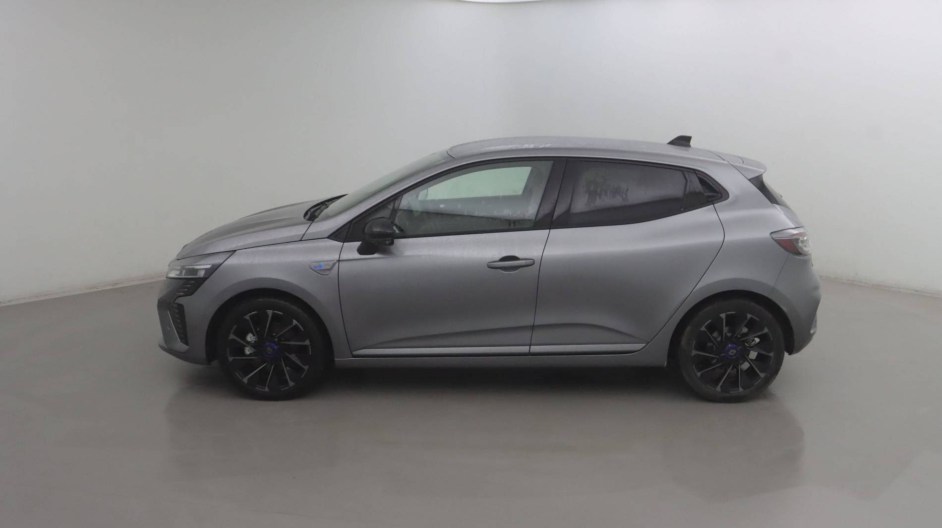 Vente en ligne Renault Clio 5 Clio E-Tech full hybrid 145 ch GSR2 au prix de 24 390 €