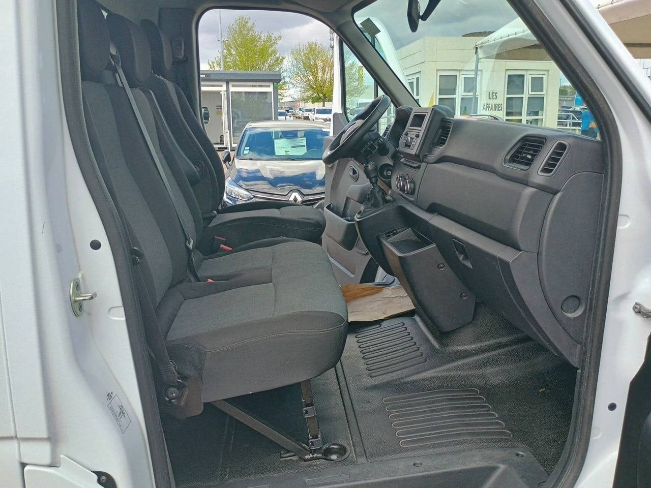 Vente en ligne Renault Master 3 Châssis Cabine MASTER CC TRAC F3500 L3 BLUE DCI 145 EURO VI au prix de 29 990 €