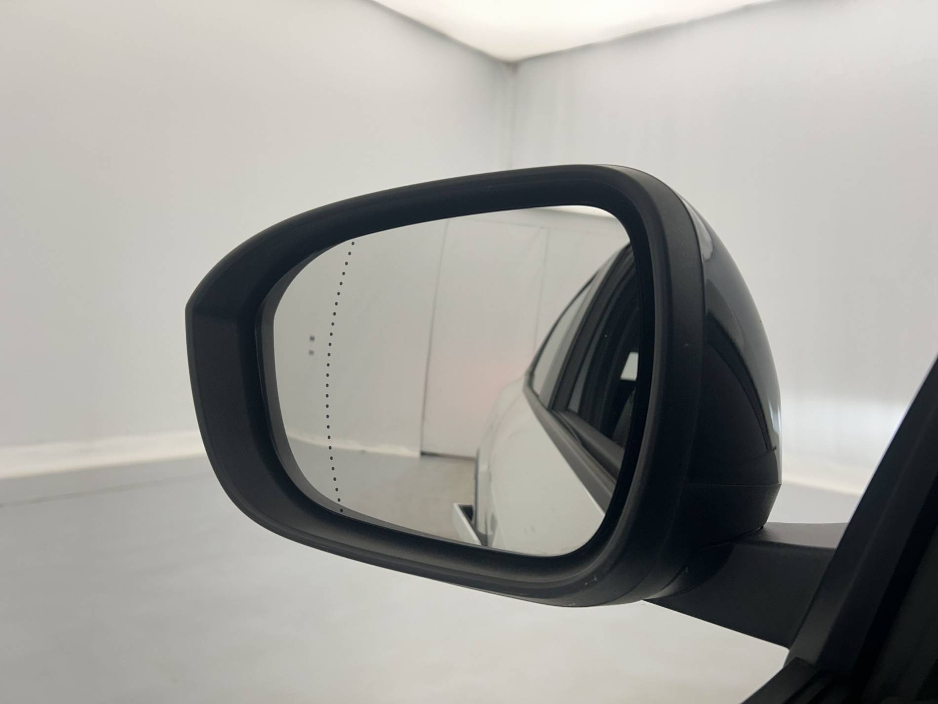 Vente en ligne Renault Megane E-Tech  EV40 130ch standard charge au prix de 18 790 €