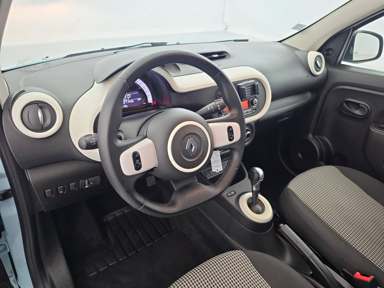 Vente en ligne Renault Twingo Electrique Twingo III E-Tech au prix de 12 490 €