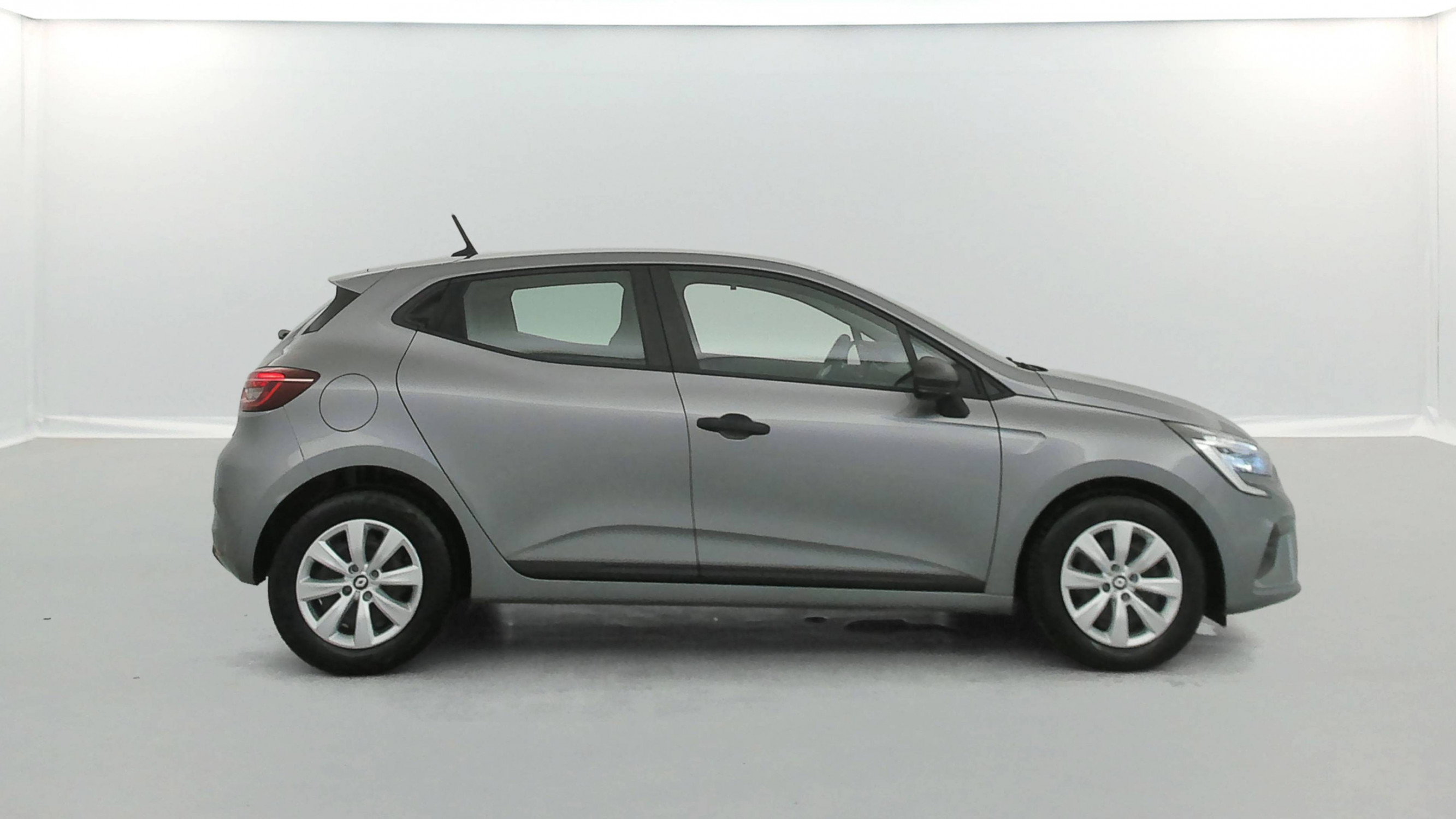 Vente en ligne Renault Clio 5 Clio SCe 65 au prix de 12 790 €