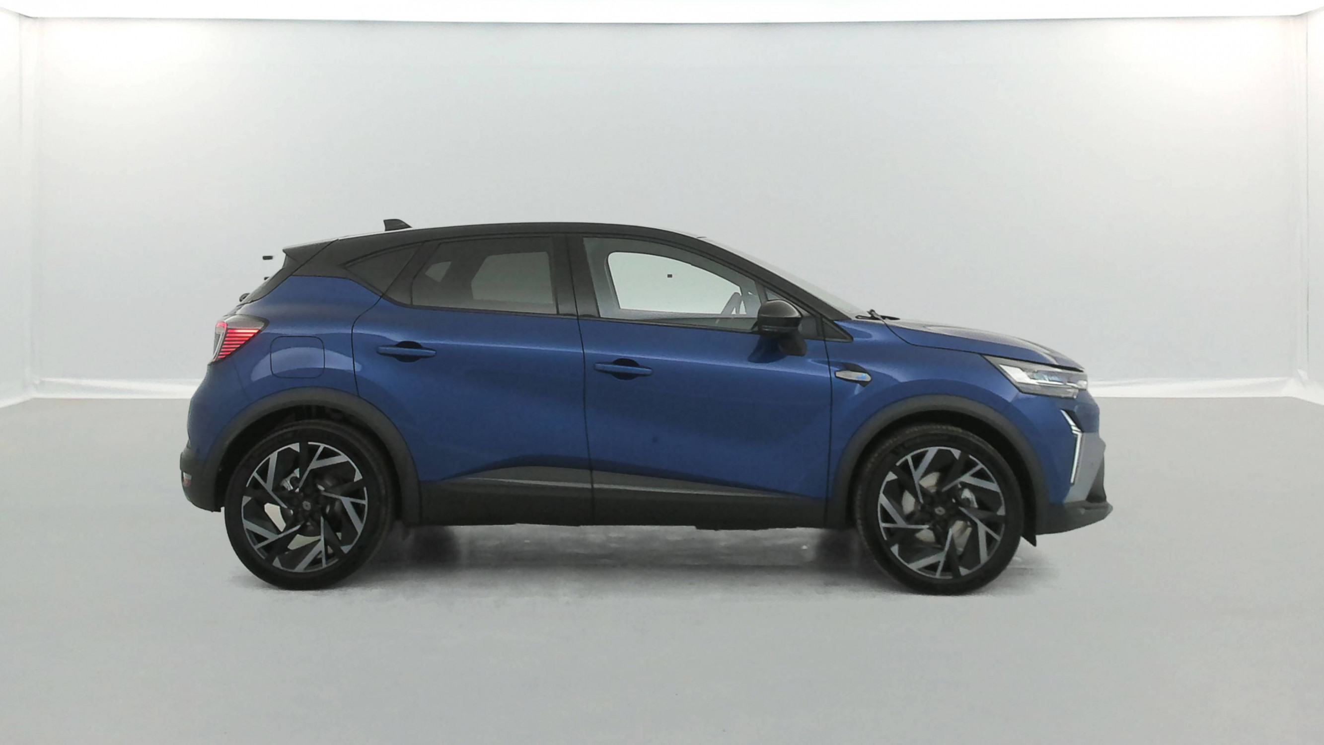 Vente en ligne Renault Captur  E-Tech full hybrid 145 ch au prix de 28 490 €