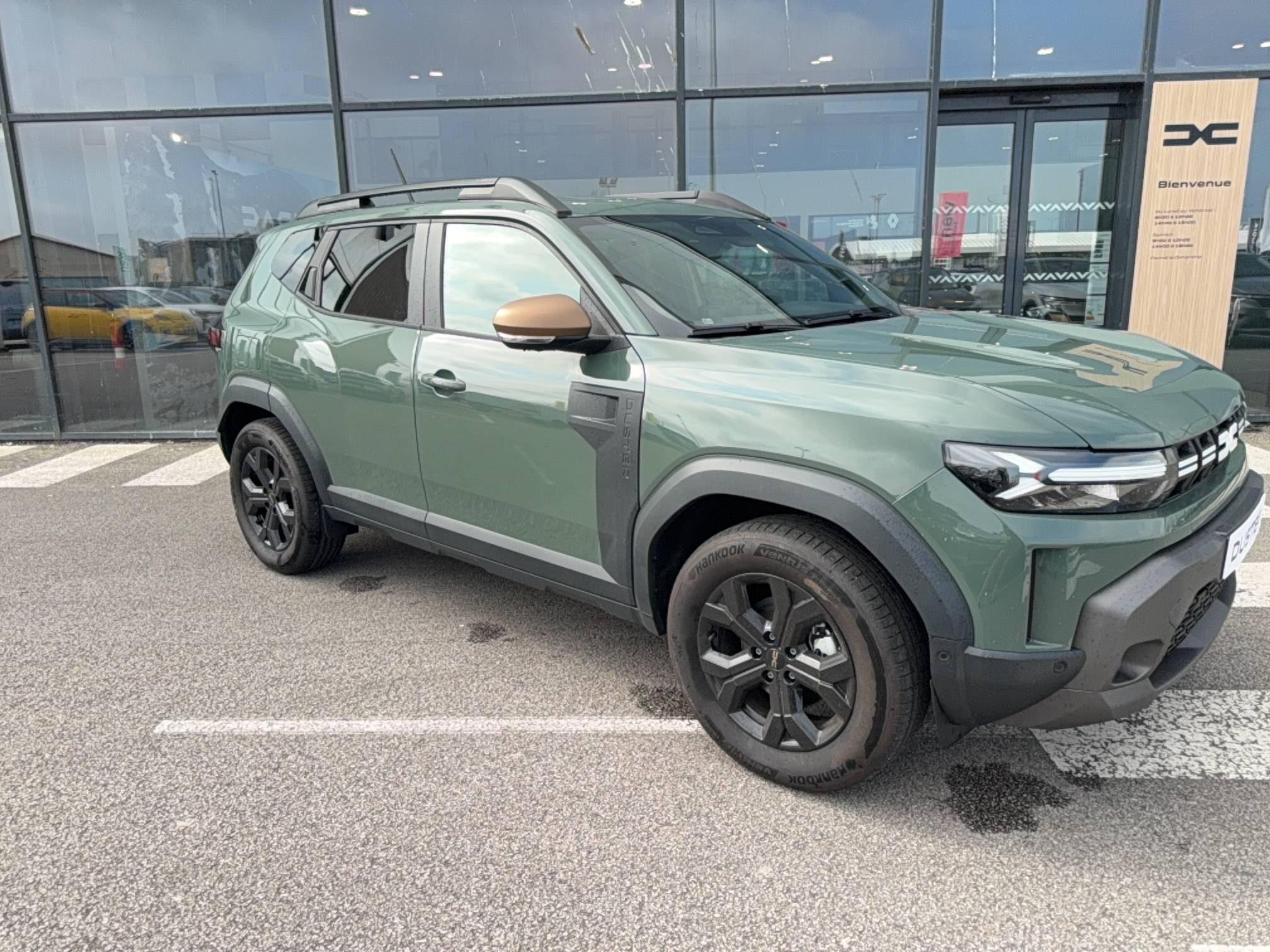 Vente en ligne Dacia Duster  Hybrid 155 au prix de 28 500 €