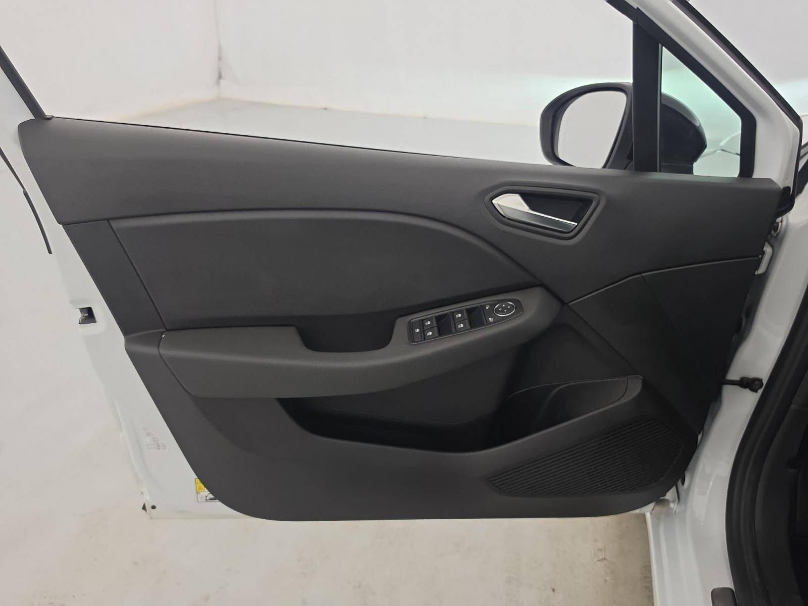 Vente en ligne Renault Clio 5 Clio TCe 100 GPL - 21 au prix de 12 990 €