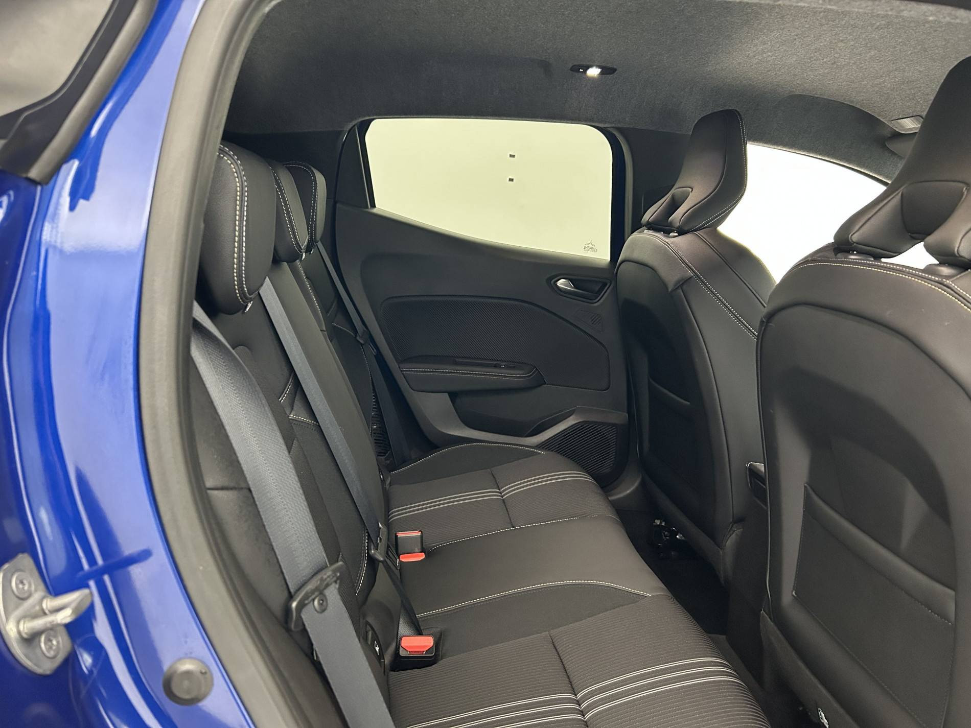 Vente en ligne Renault Clio 5 Clio E-Tech hybride 145 au prix de 19 990 €