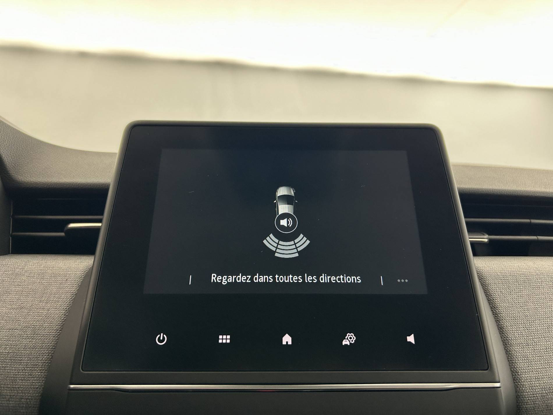 Vente en ligne Renault Clio 5 Clio E-Tech full hybrid 145 ch GSR2 au prix de 19 290 €