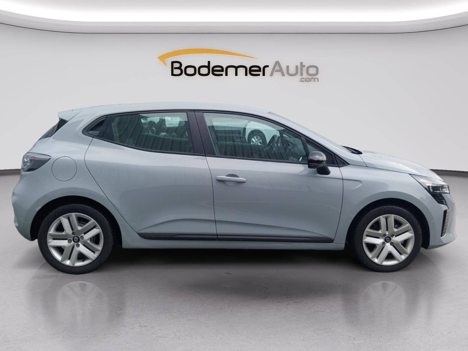 Vente en ligne Renault Clio 5 Clio E-Tech full hybrid 145 ch GSR2 au prix de 19 190 €
