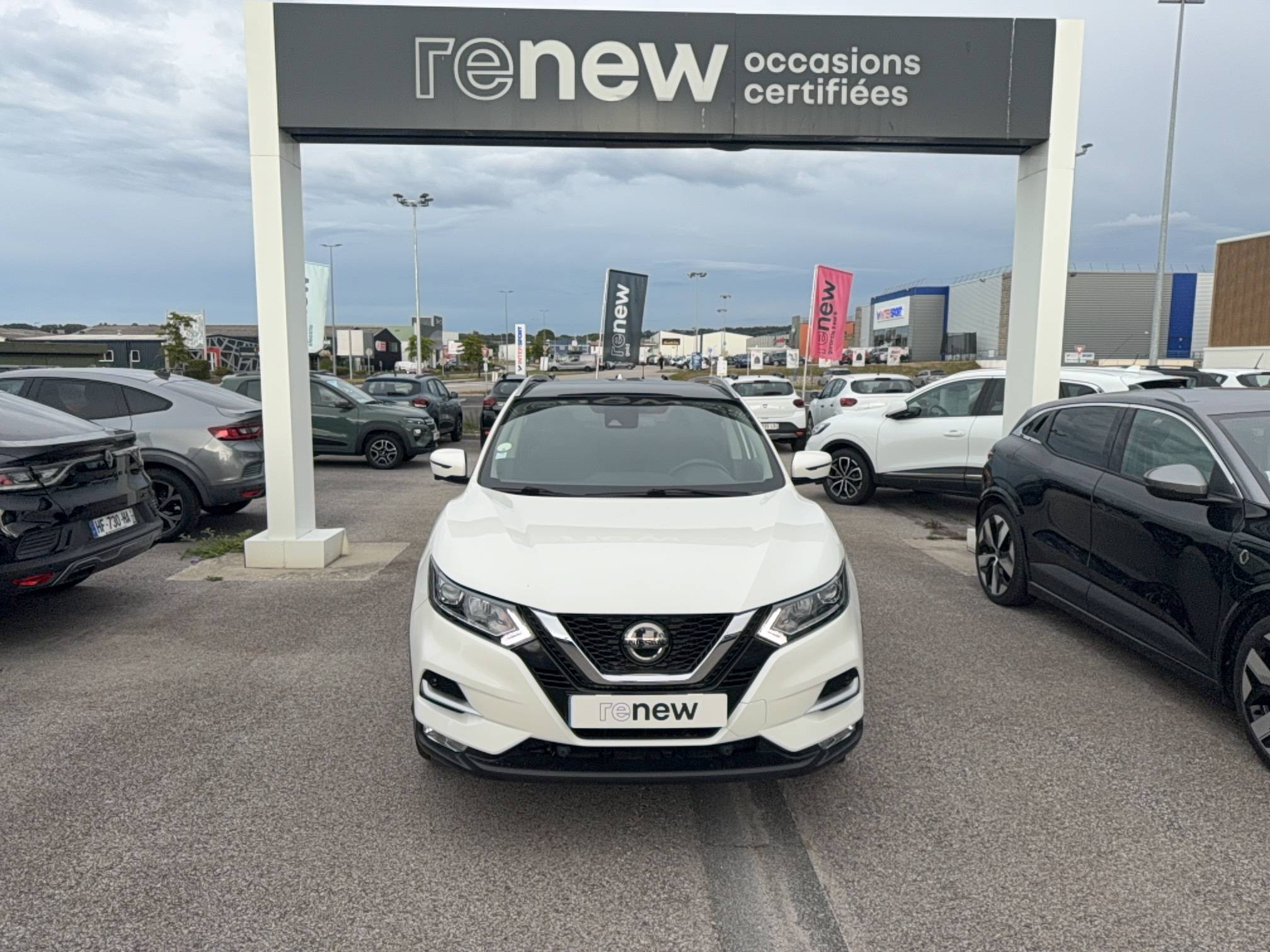 Vente en ligne Nissan Qashqai Qashqai 1.5 dCi 115 au prix de 16 990 €
