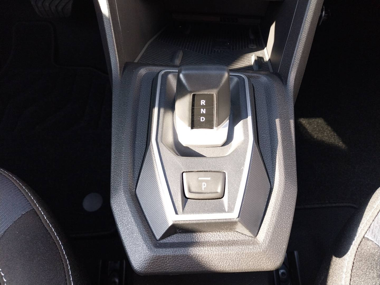 Vente en ligne Dacia Jogger Jogger ECO-G 120 auto 7 pl au prix de 25 350 €