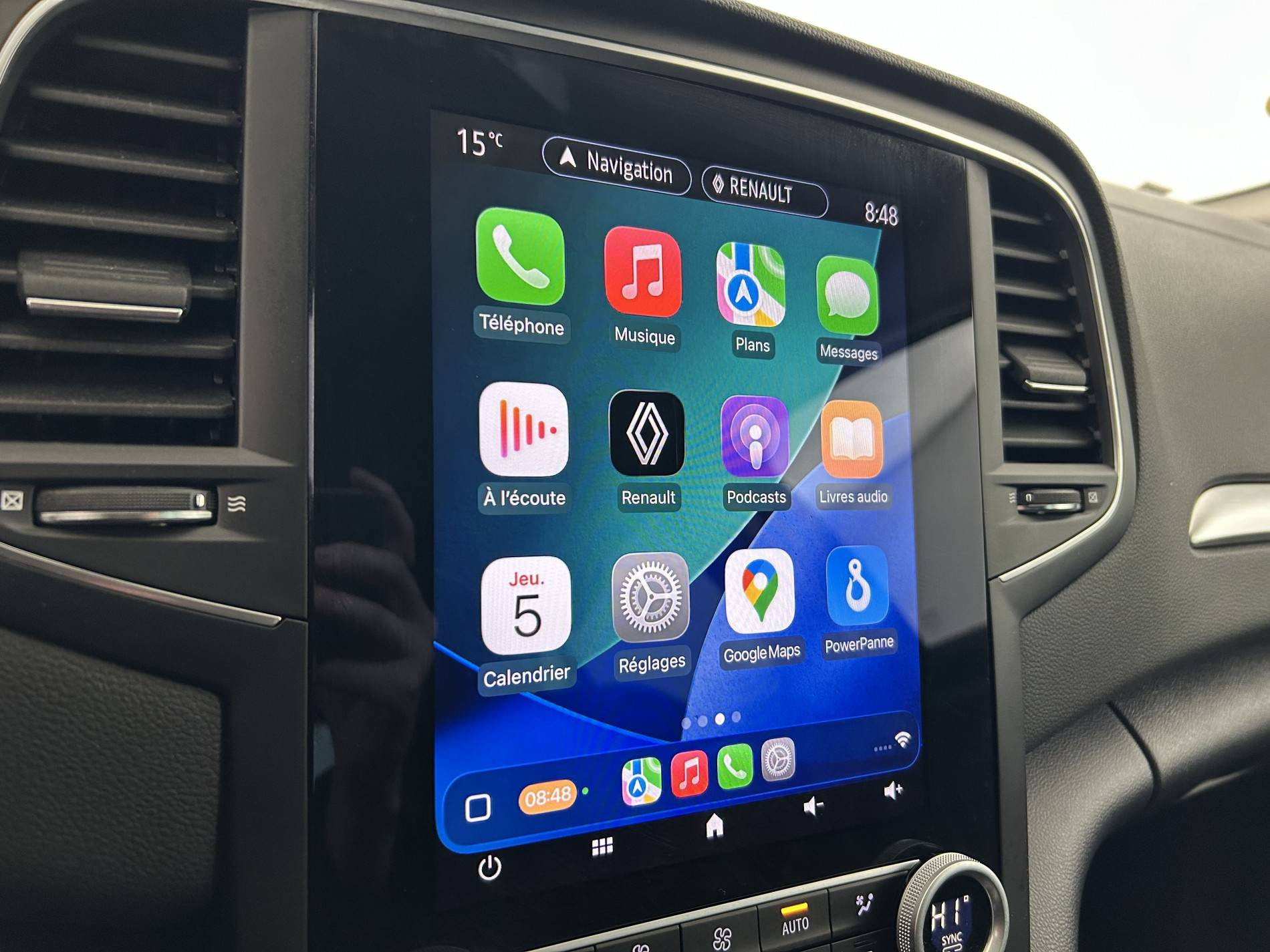 Vente en ligne Renault Megane 4  Blue dCi 115 EDC au prix de 19 690 €