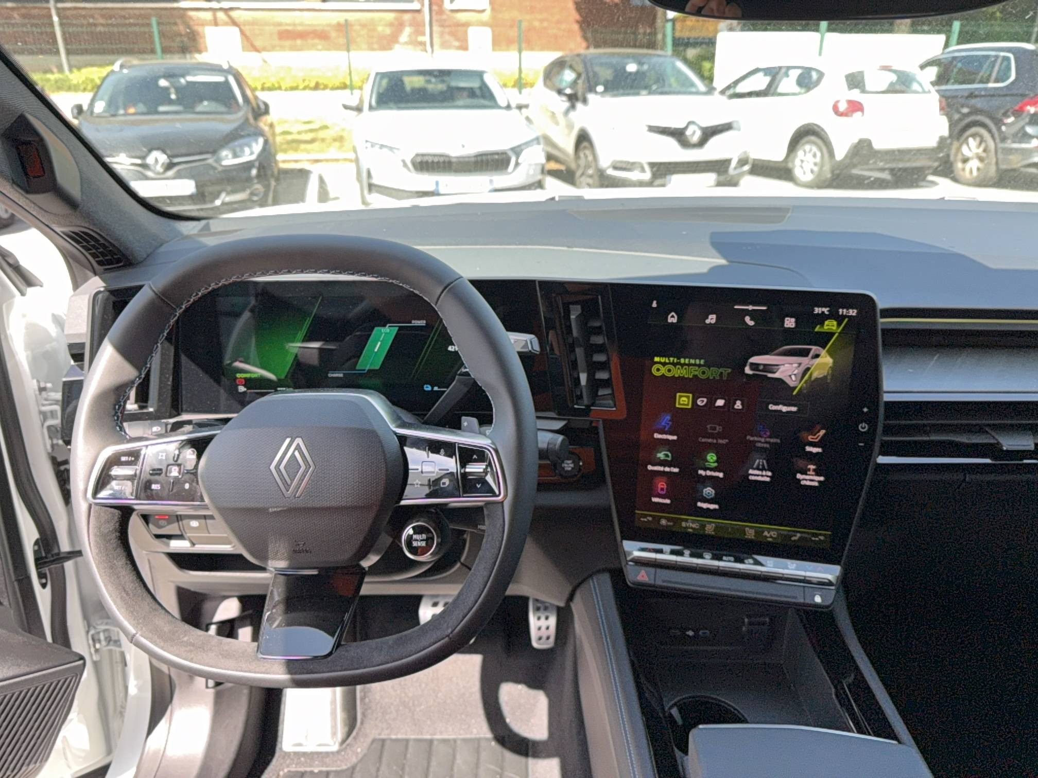 Vente en ligne Renault Rafale  E-Tech full hybrid 200 ch au prix de 46 990 €