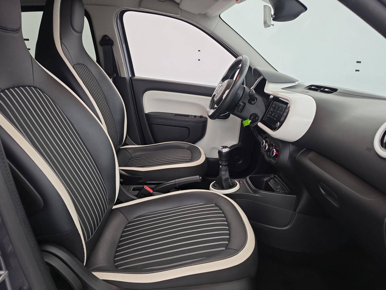 Vente en ligne Renault Twingo 3  TCe 95 au prix de 11 990 €