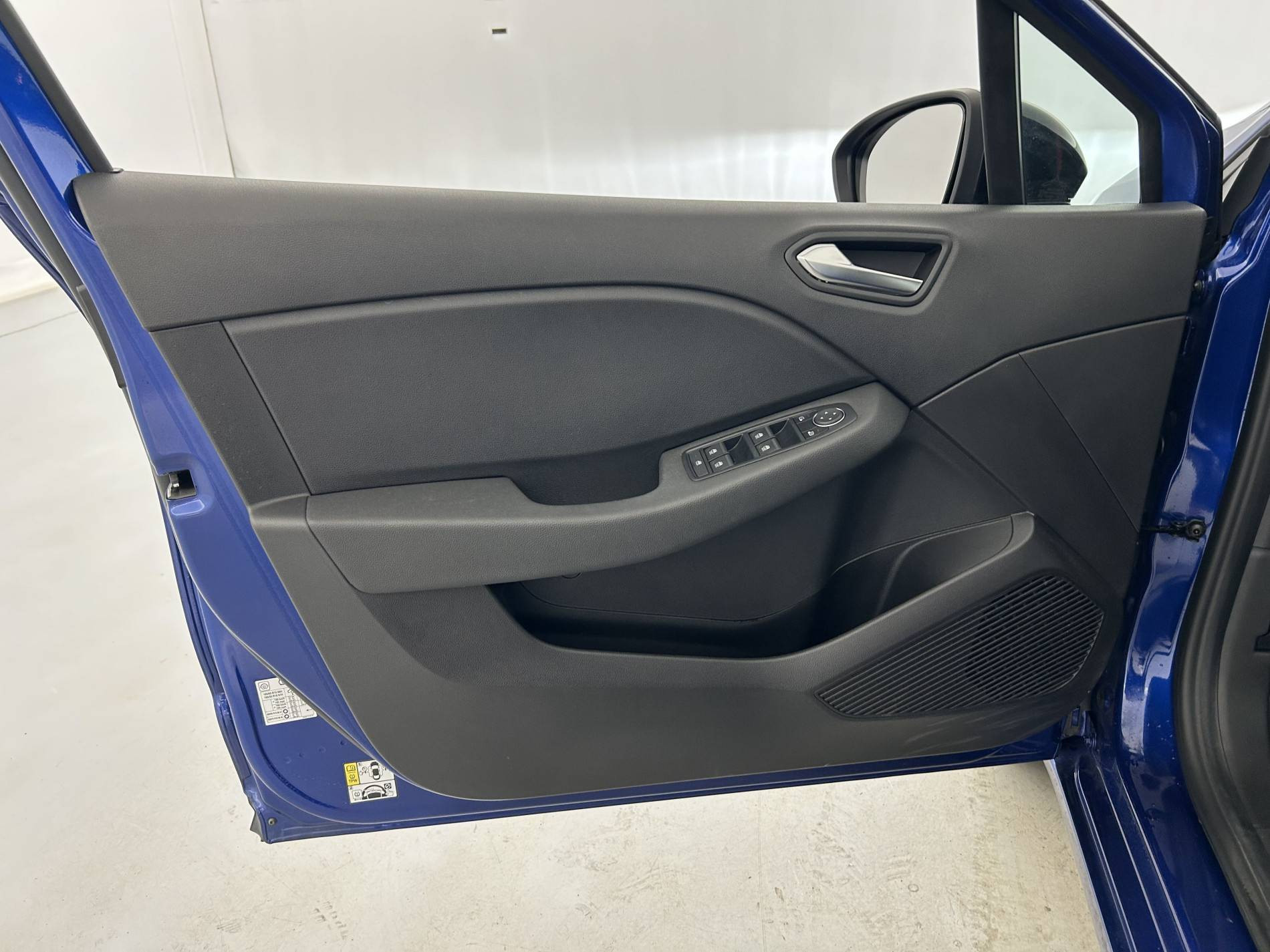 Vente en ligne Renault Clio 5 Clio Blue dCi 100 ch GSR2 au prix de 17 350 €