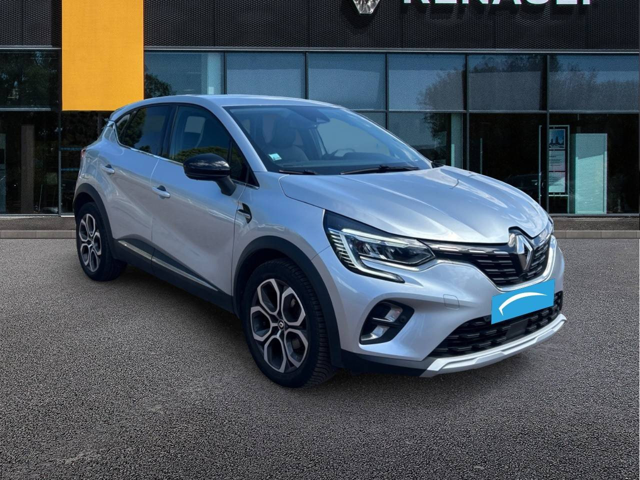 Vente en ligne Renault Captur  mild hybrid 160 EDC au prix de 18 490 €