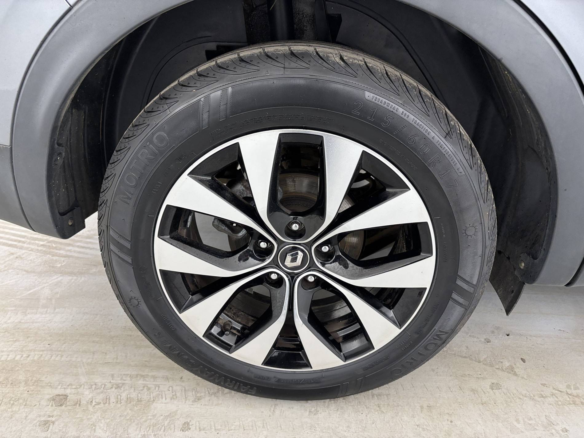 Vente en ligne Renault Arkana  E-Tech hybride 145 - 22 au prix de 18 990 €