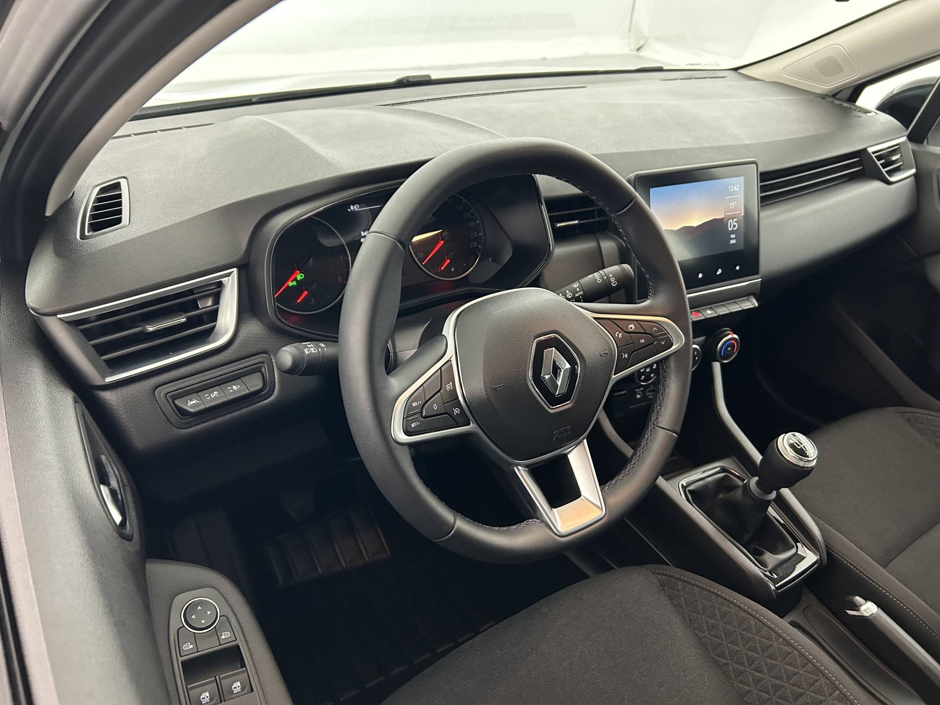 Vente en ligne Renault Clio 5 Clio TCe 90 au prix de 13 780 €