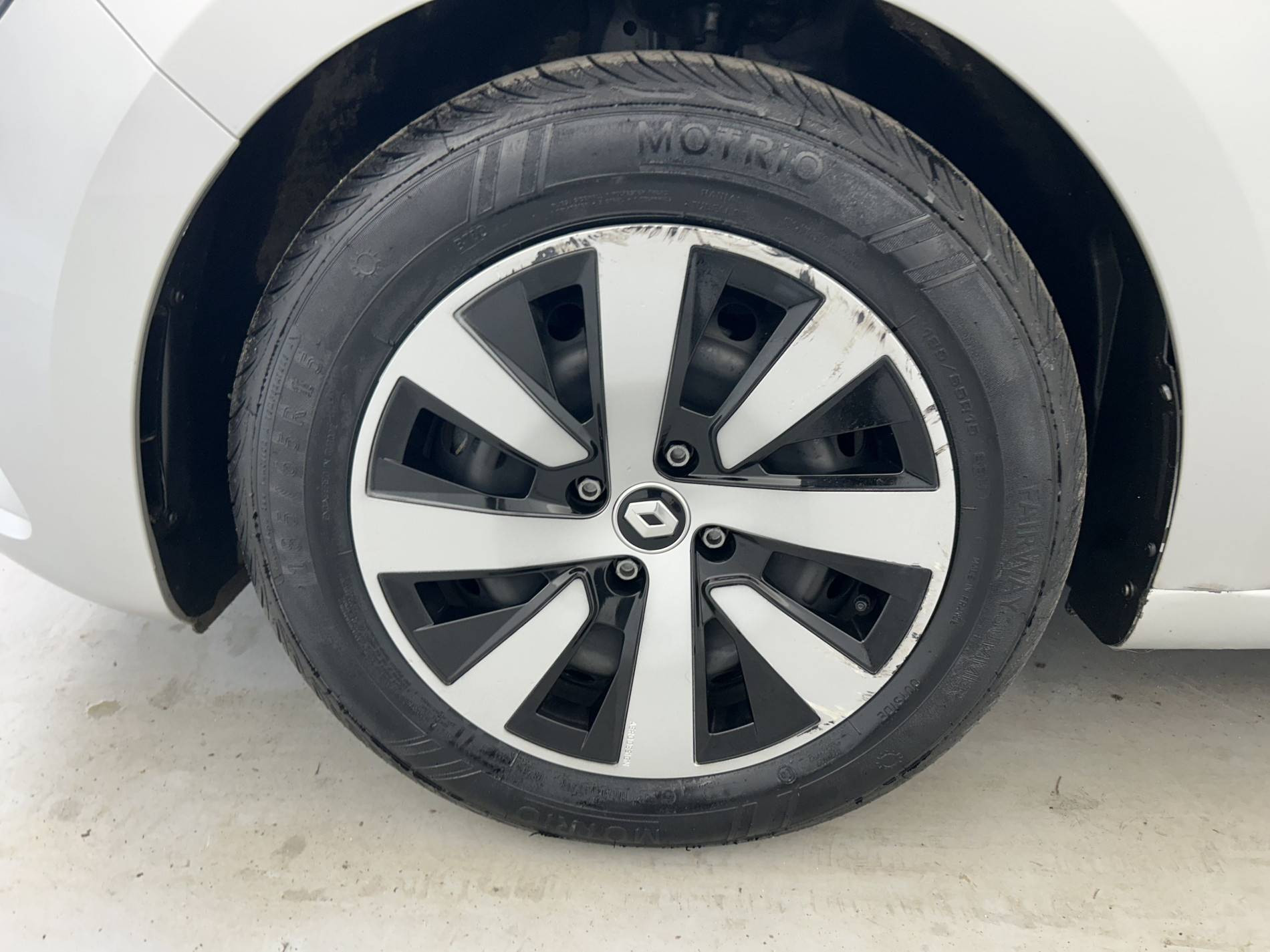 Vente en ligne Renault Clio 5 Clio TCe 90 au prix de 12 990 €