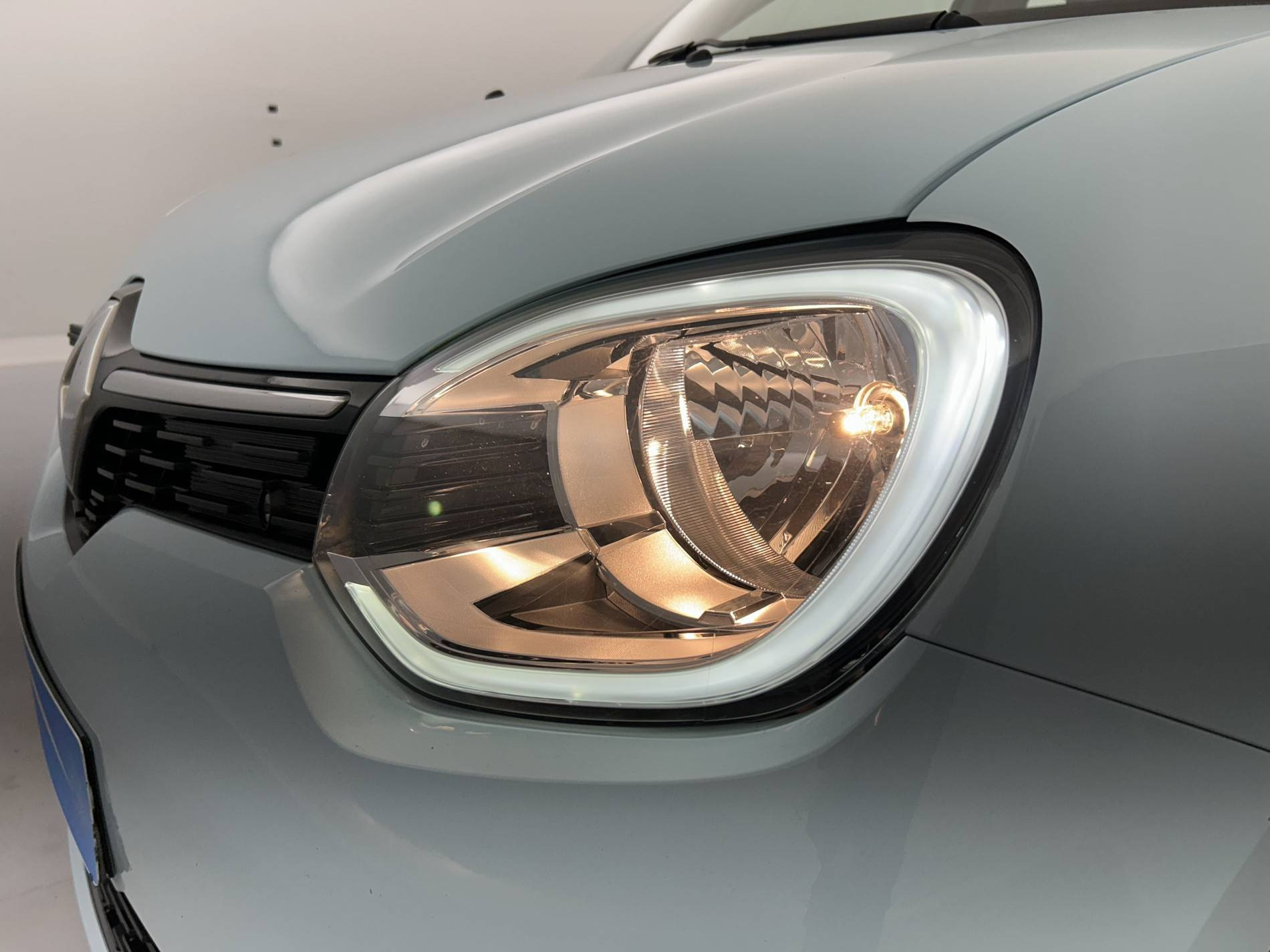 Vente en ligne Renault Twingo Electrique Twingo III E-Tech au prix de 11 990 €