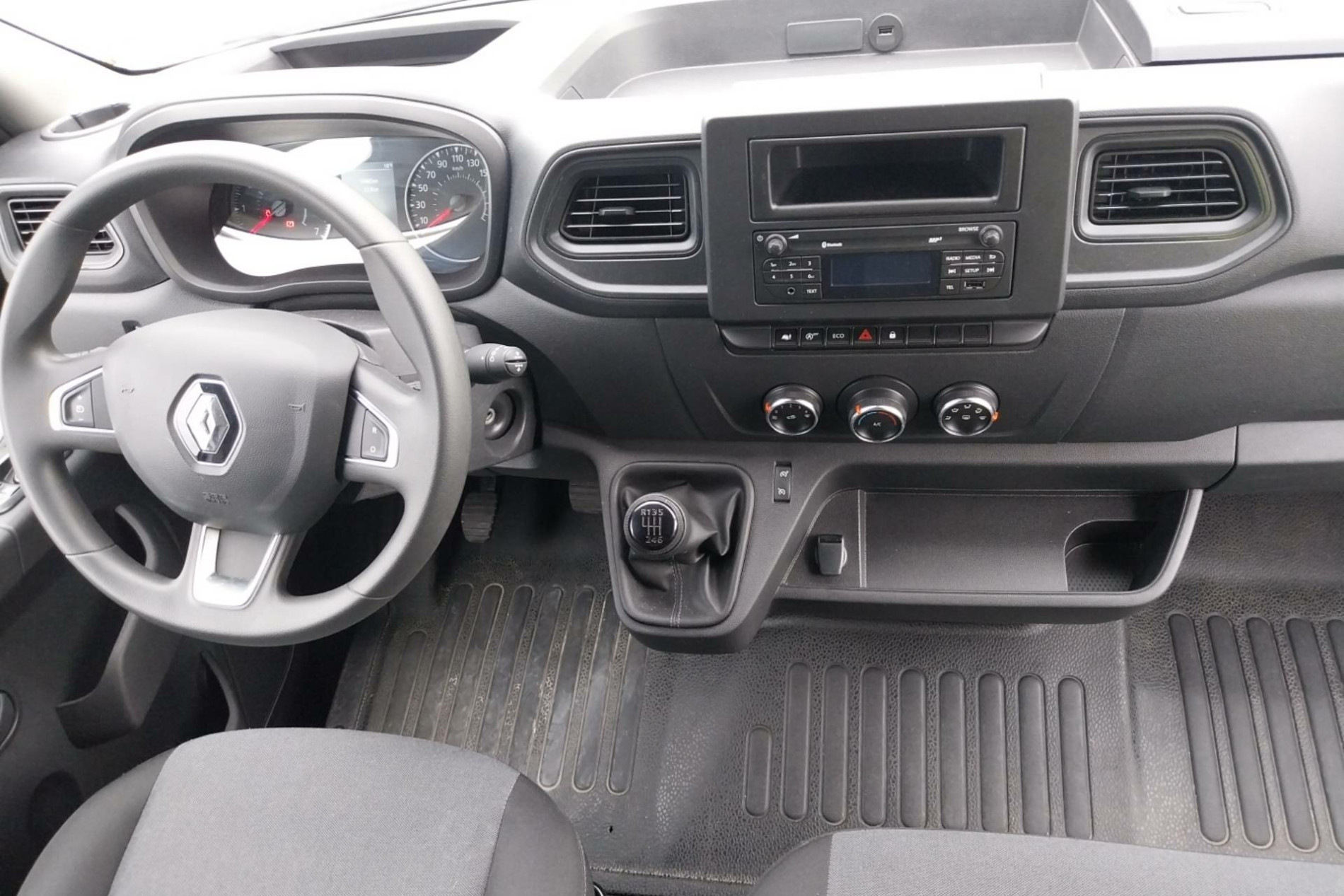 Vente en ligne Renault Master 3 Châssis Cabine MASTER PHC TRAC F3500 L3H1 BLUE DCI 145 EURO VI au prix de 30 990 €