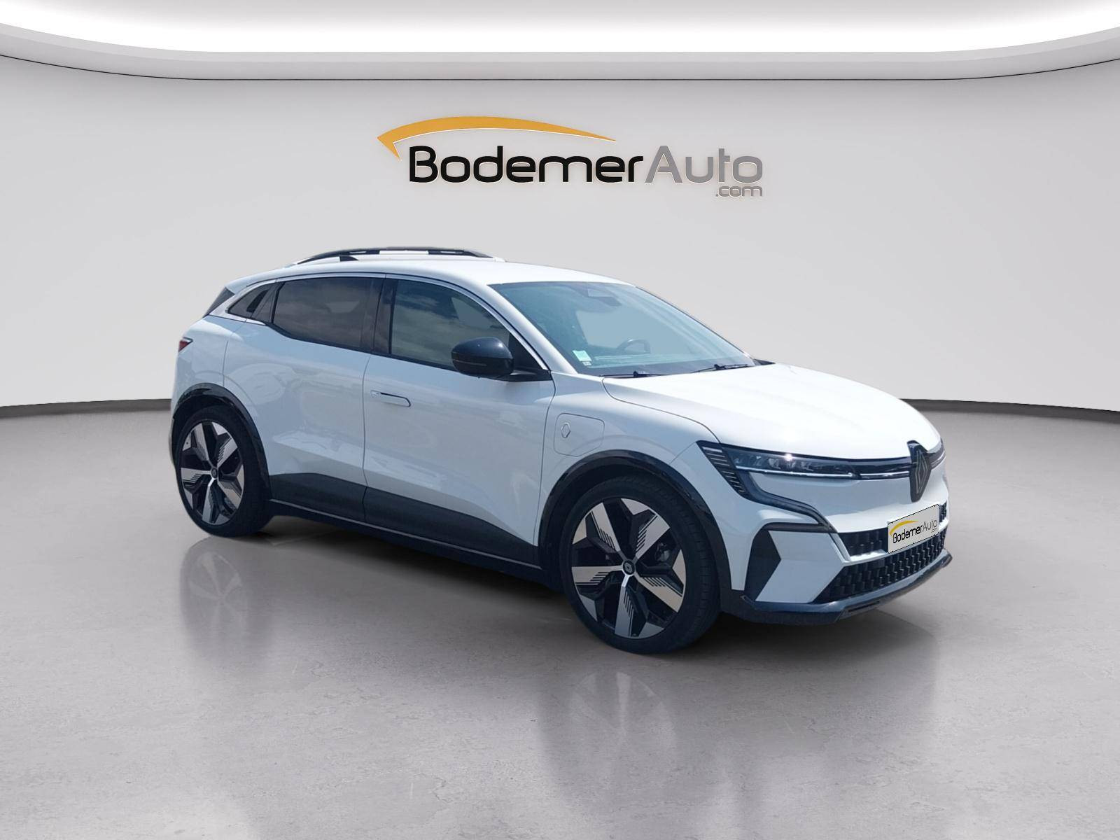 Vente en ligne Renault Megane E-Tech  EV60 220 ch super charge au prix de 27 990 €