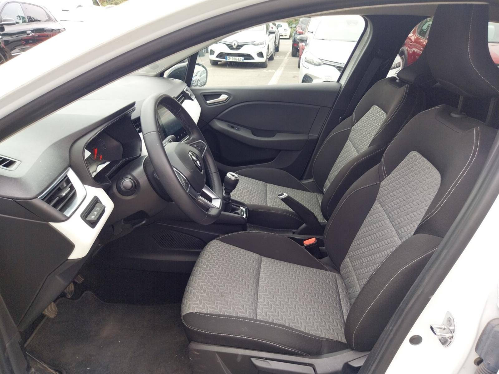 Vente en ligne Renault Clio 5 Clio TCe 90 au prix de 13 690 €