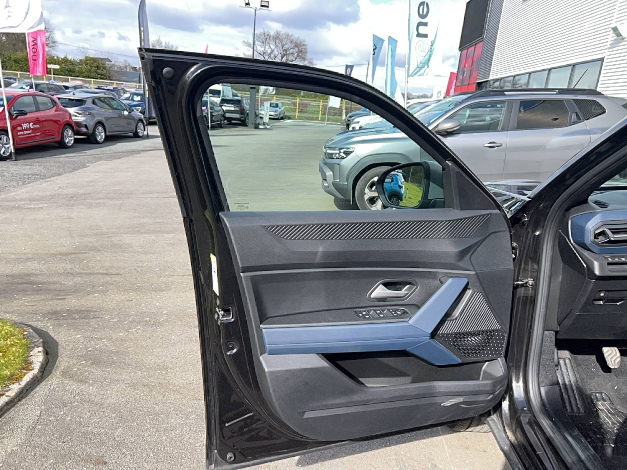 Vente en ligne Dacia Duster  Mild Hybrid 130 au prix de 23 590 €