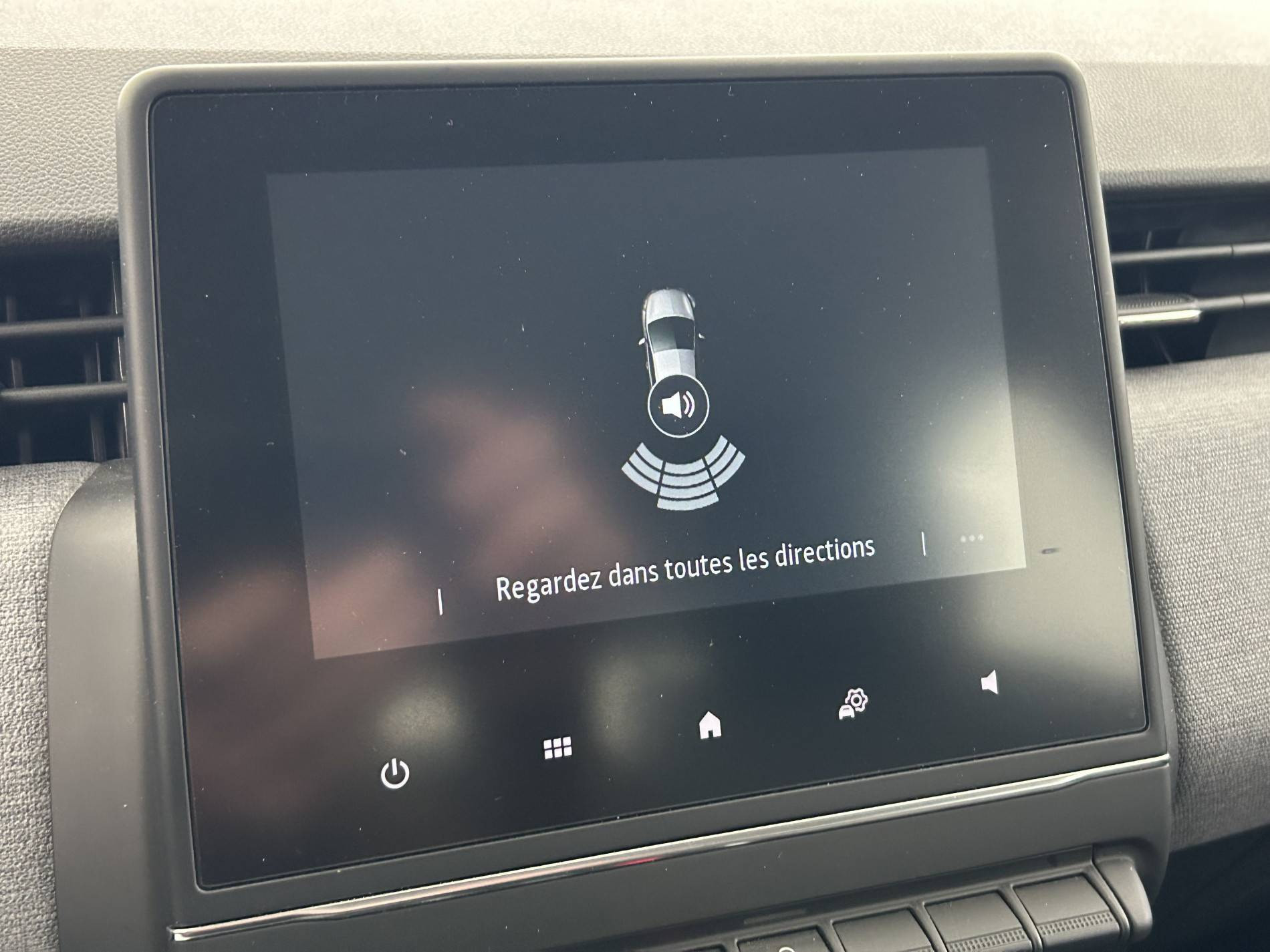 Vente en ligne Renault Clio 5 Clio TCe 90 au prix de 15 500 €