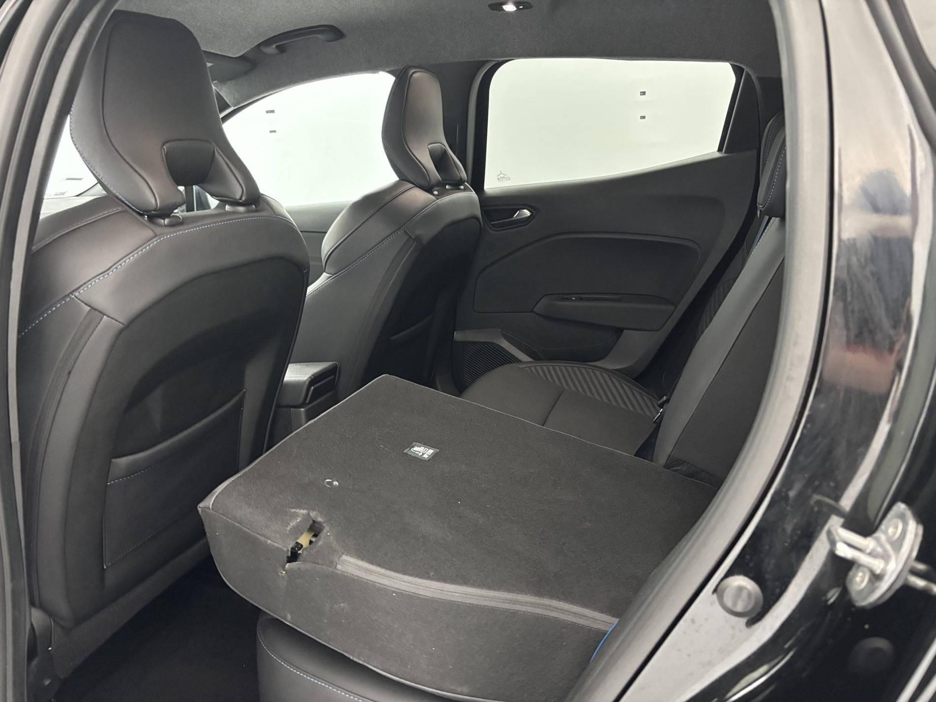 Vente en ligne Renault Clio 5 Clio TCe 90 ch GSR2 au prix de 17 990 €