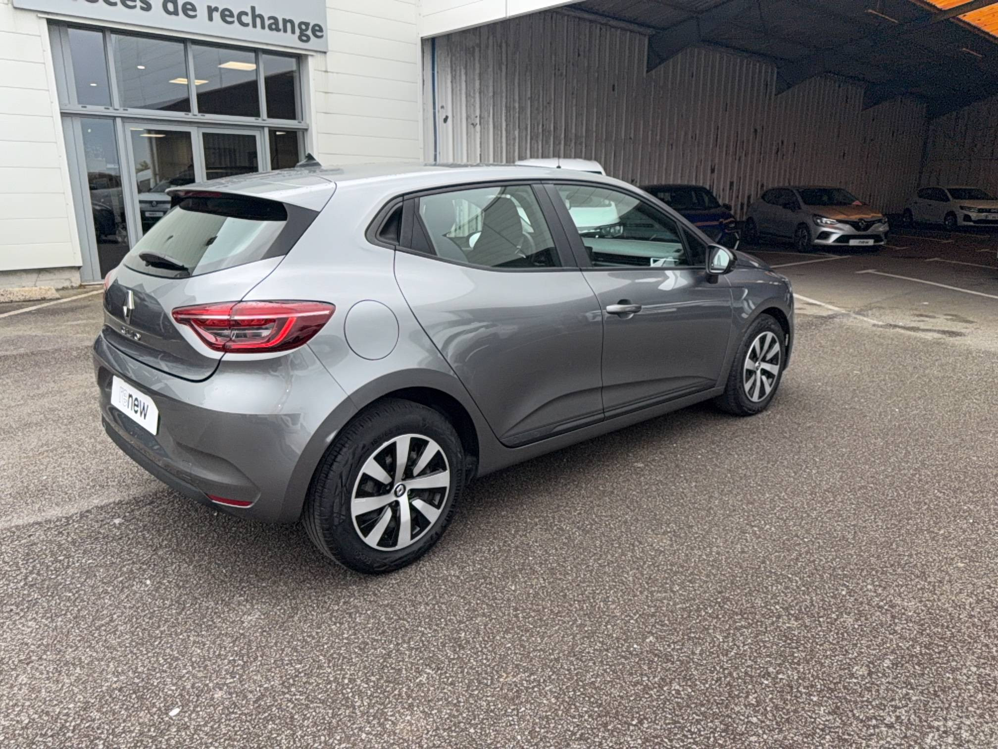 Vente en ligne Renault Clio 5 Clio TCe 90 au prix de 13 990 €