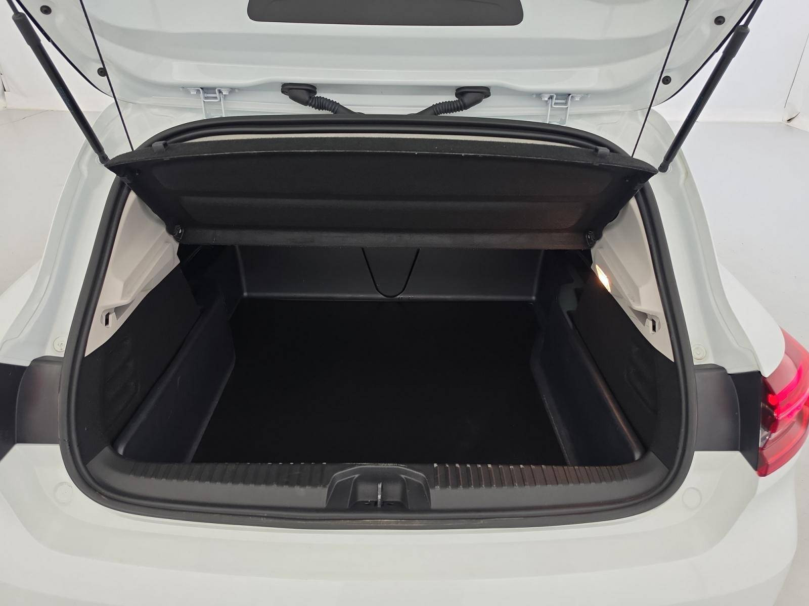 Vente en ligne Renault Clio 5 CLIO SOCIETE E-TECH 140 - 21N au prix de 13 290 €