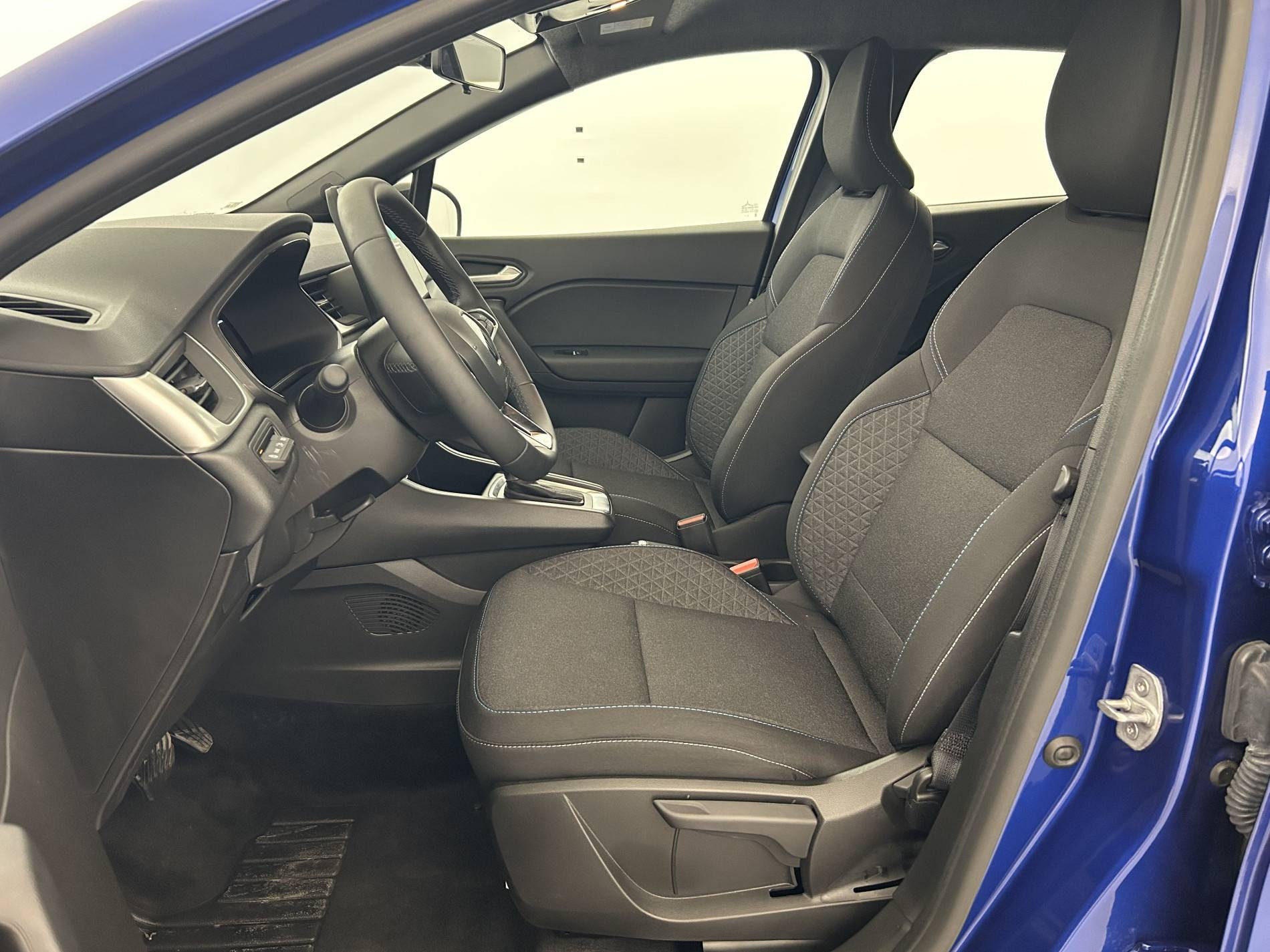 Vente en ligne Renault Captur  E-Tech full hybrid 145 ch au prix de 23 290 €