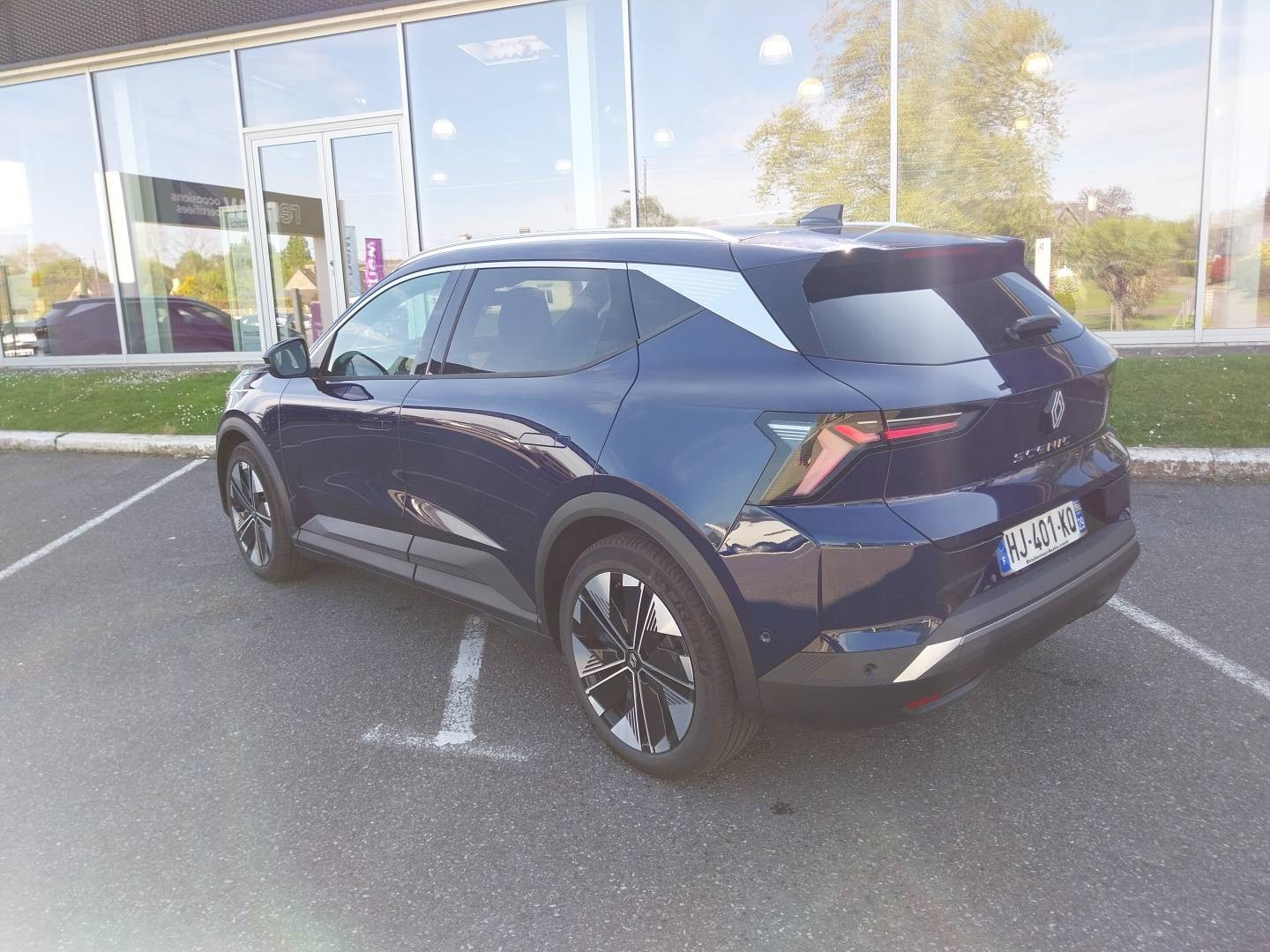 Vente en ligne Renault Scenic E-Tech  220 ch grande autonomie au prix de 493 €