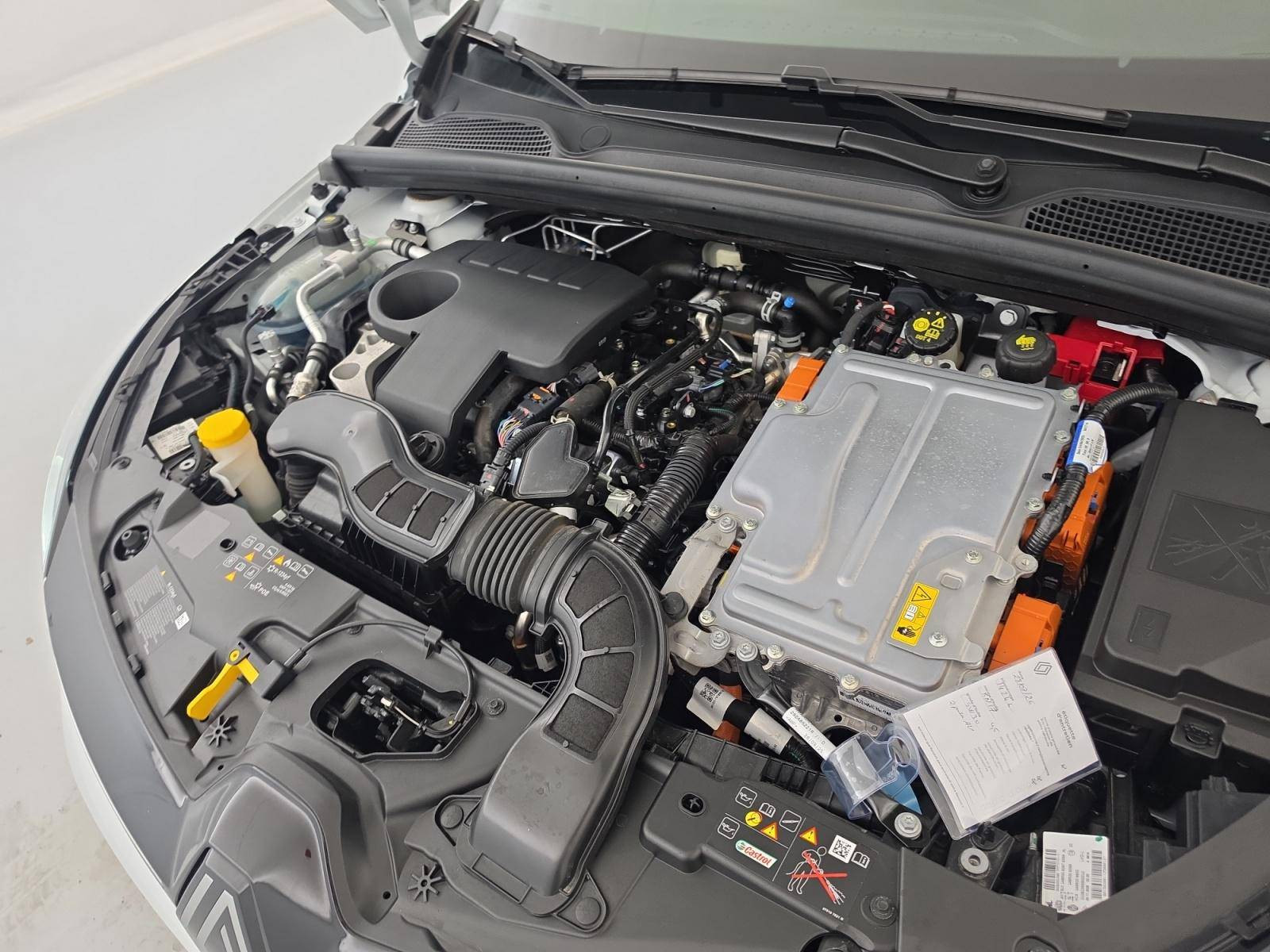 Vente en ligne Renault Clio 5 Clio E-Tech full hybrid 145 ch GSR2 au prix de 19 990 €