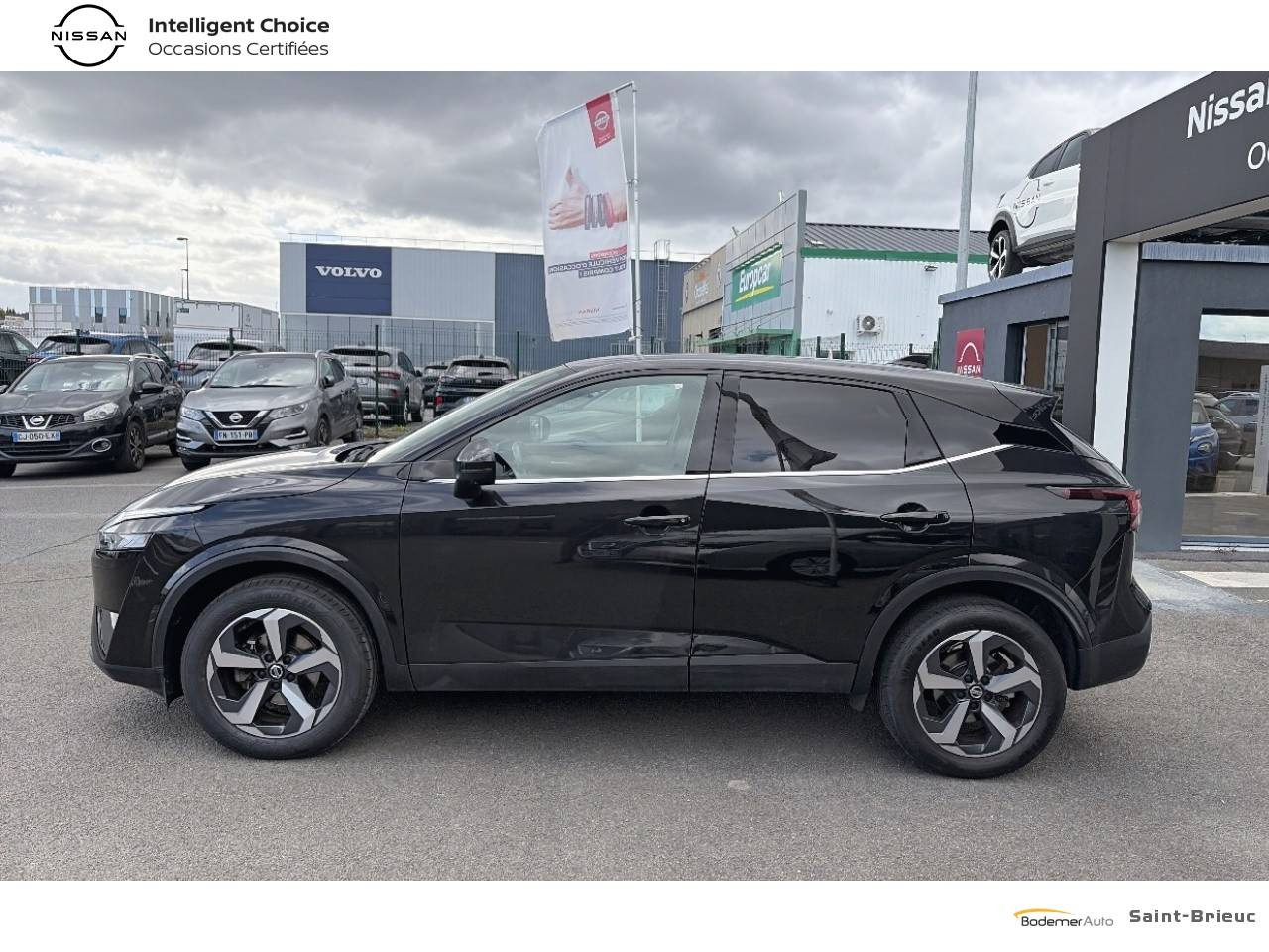 Vente en ligne Nissan Qashqai Qashqai 1.3 DIG-T 140 au prix de 20 990 €