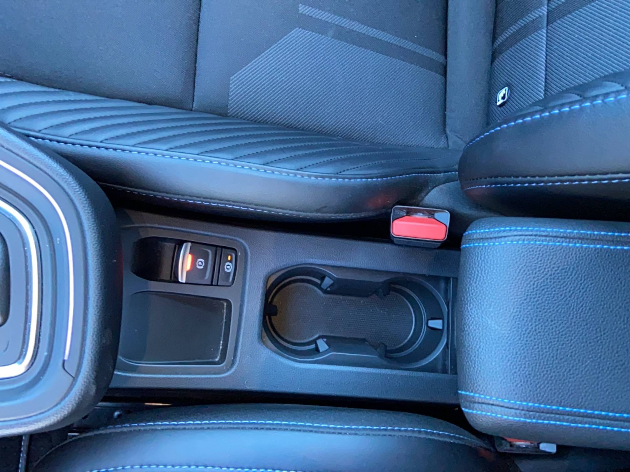 Vente en ligne Renault Clio 5 Clio E-Tech full hybrid 145 au prix de 20 990 €