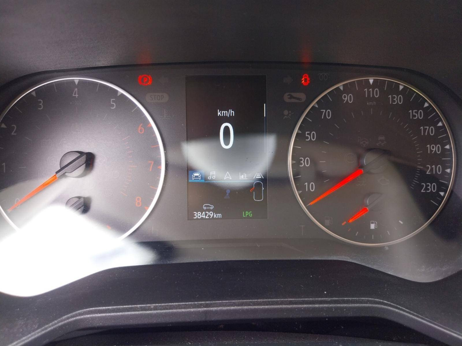 Vente en ligne Renault Clio 5 Clio TCe 100 GPL au prix de 14 290 €