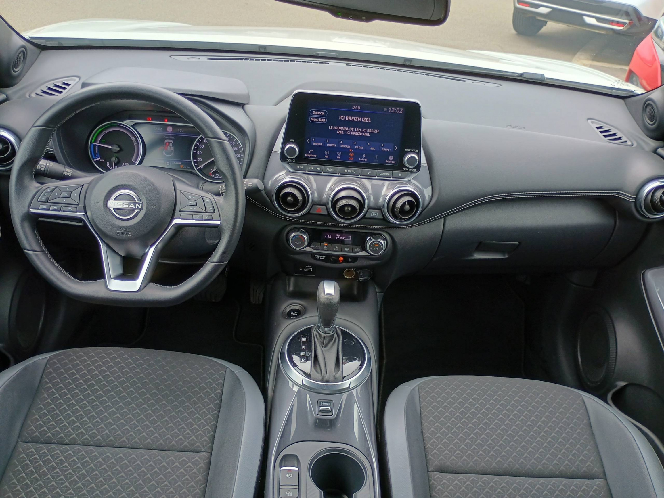 Vente en ligne Nissan Juke Juke HYBRID 143 au prix de 19 900 €
