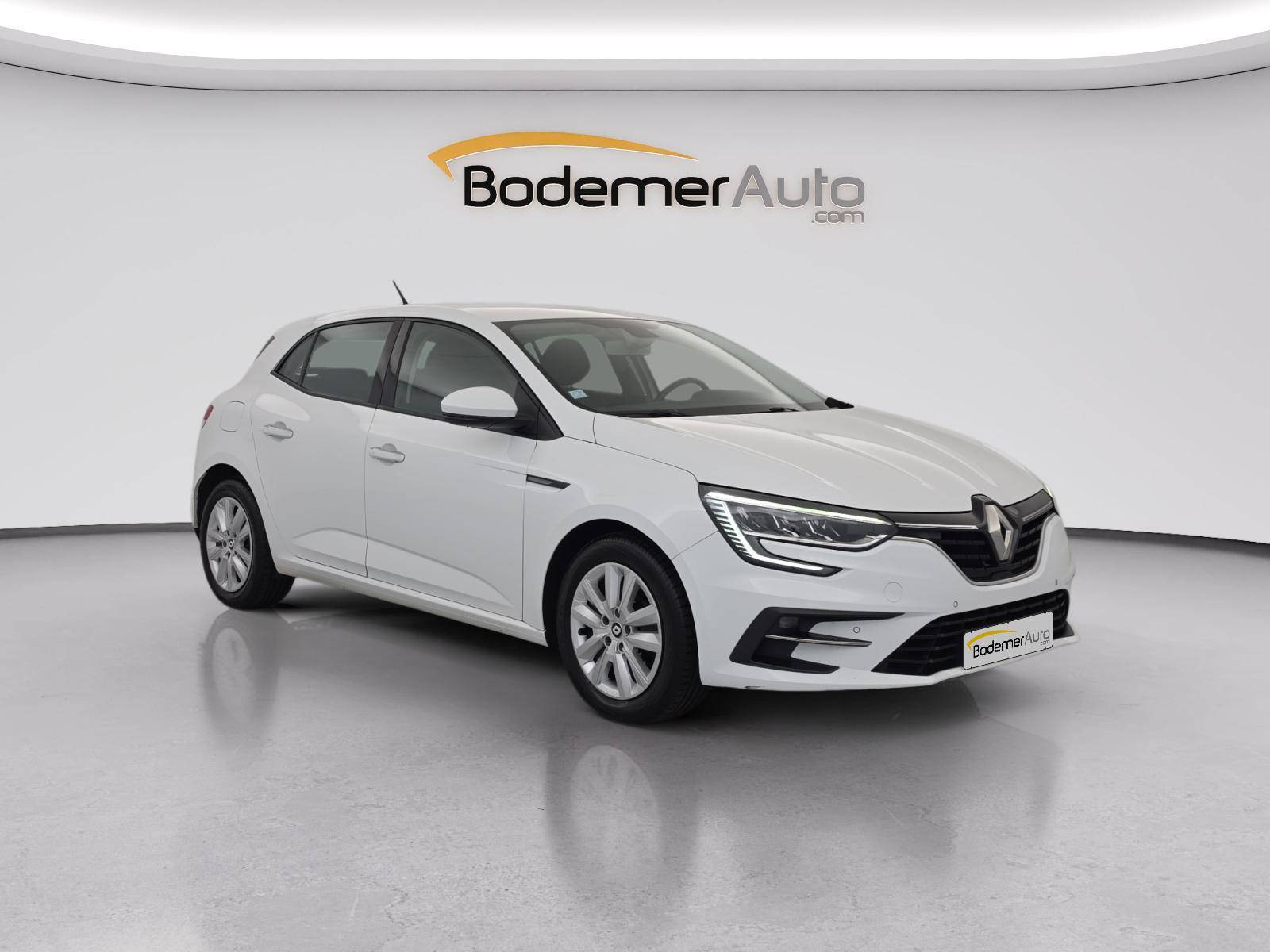 Vente en ligne Renault Megane 4  Blue dCi 115 au prix de 13 490 €
