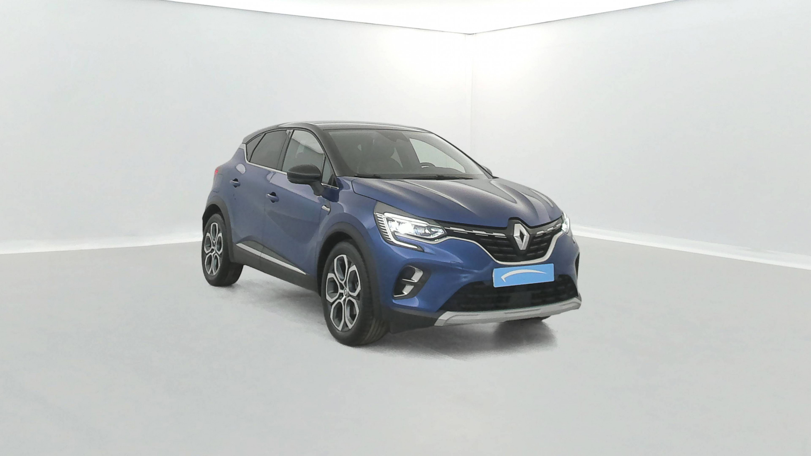 Vente en ligne Renault Captur  E-Tech hybride rechargeable 160 au prix de 18 990 €