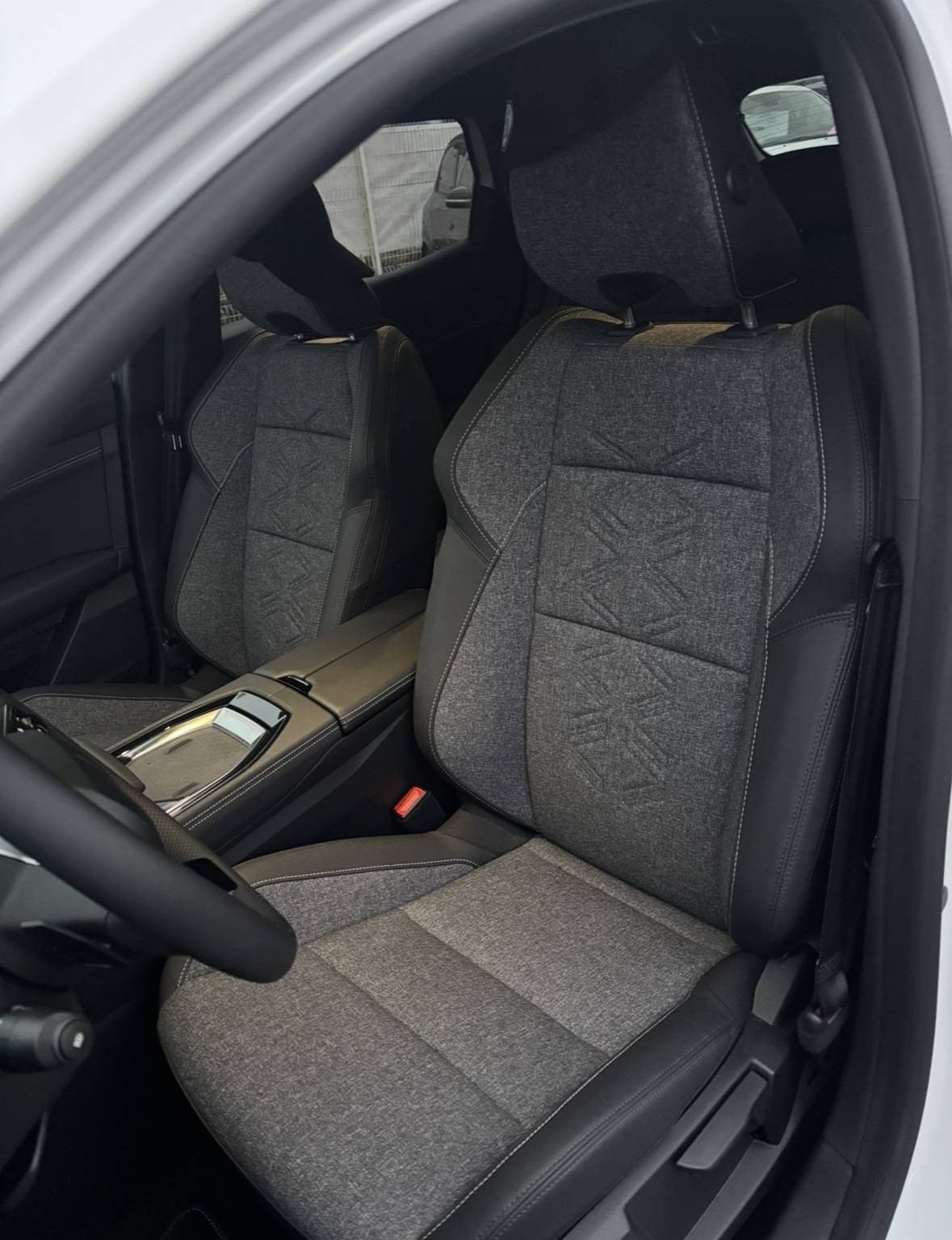 Vente en ligne Renault Austral  full hybrid E-Tech 200 ch au prix de 36 990 €