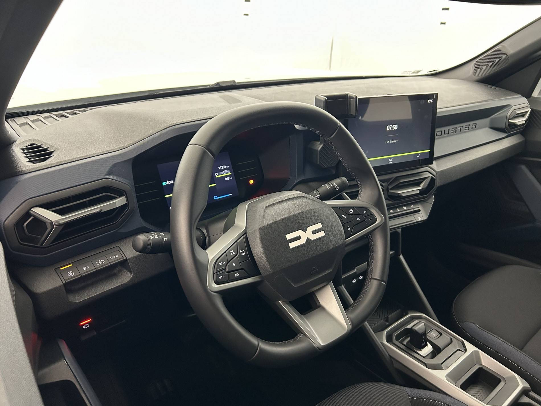 Vente en ligne Dacia Duster  Hybrid 140 au prix de 25 890 €